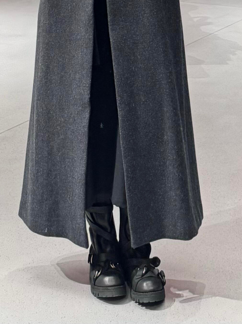 Dark Eetro Distressed Lace-up Martin Boots