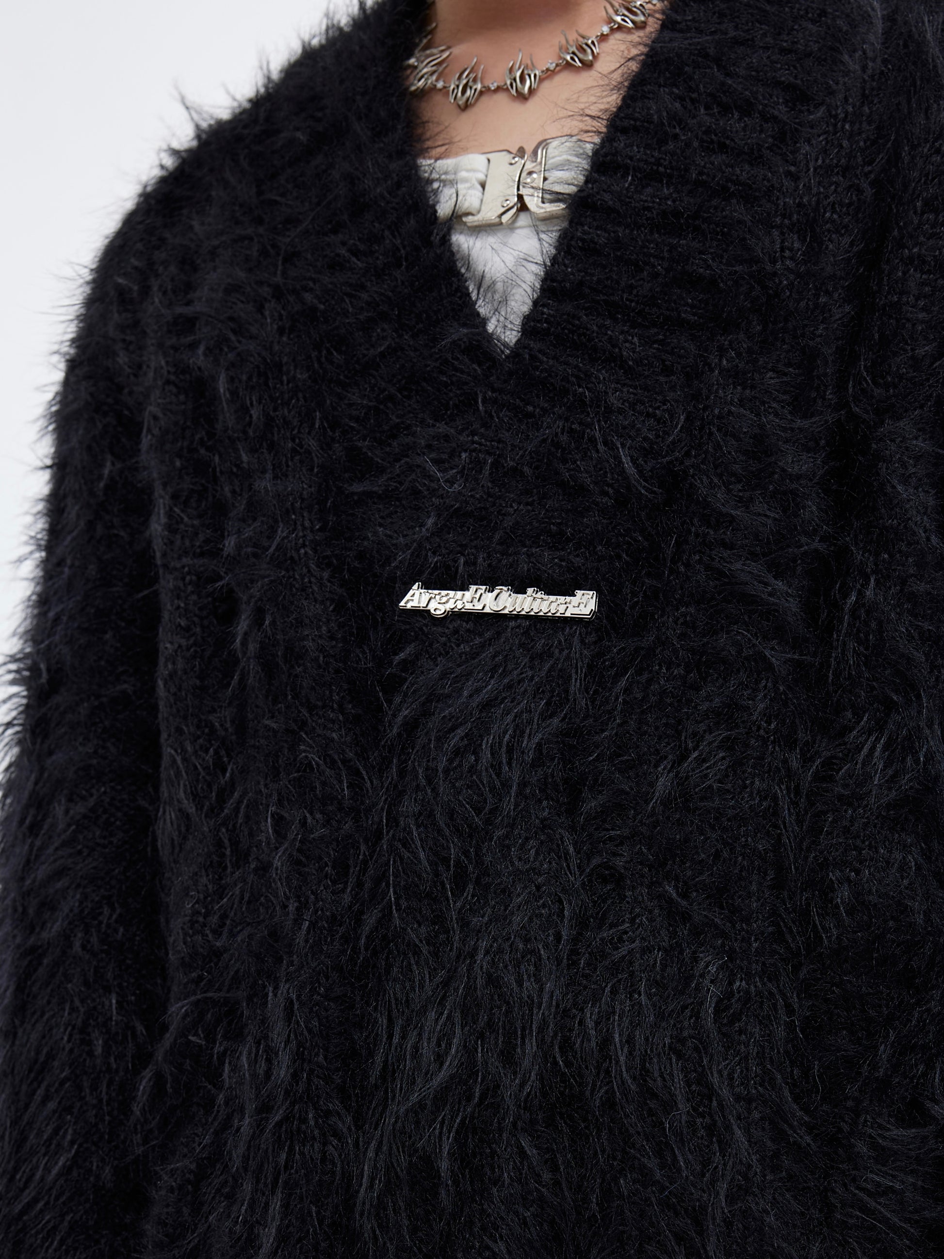 【23s December.】Christmas Imitation Mink V-neck Sweater ArtsKoreanMan