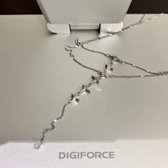 Fishbone Multi-layered Sparkling Star Necklace