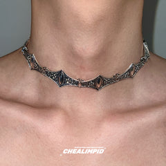 Vintage Palace Style Elegant Necklace