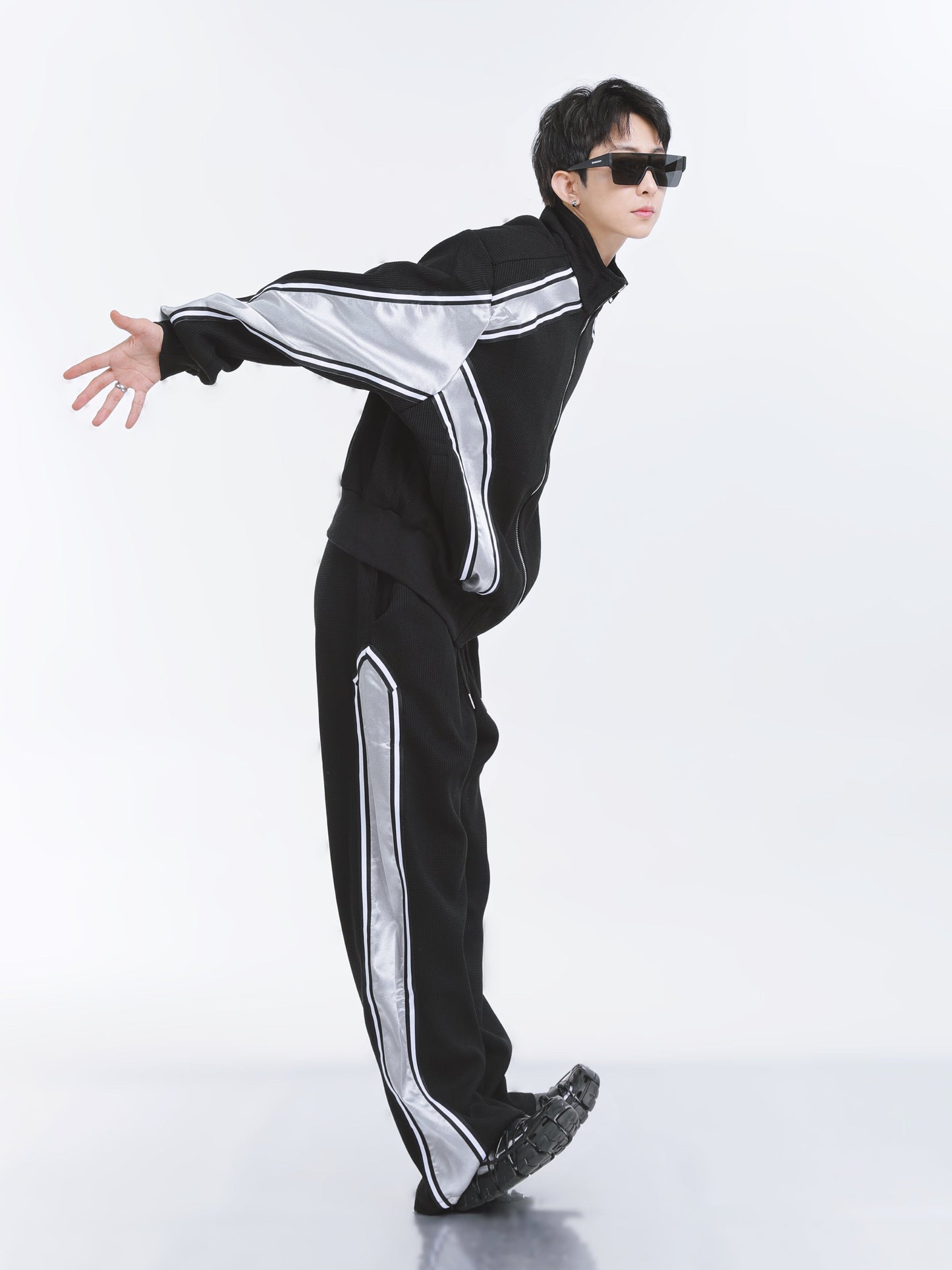 【23s September.】Striped Patchwork Waffle Sweatshirt Wide-Leg Pants Suit -M ArtsKoreanMan