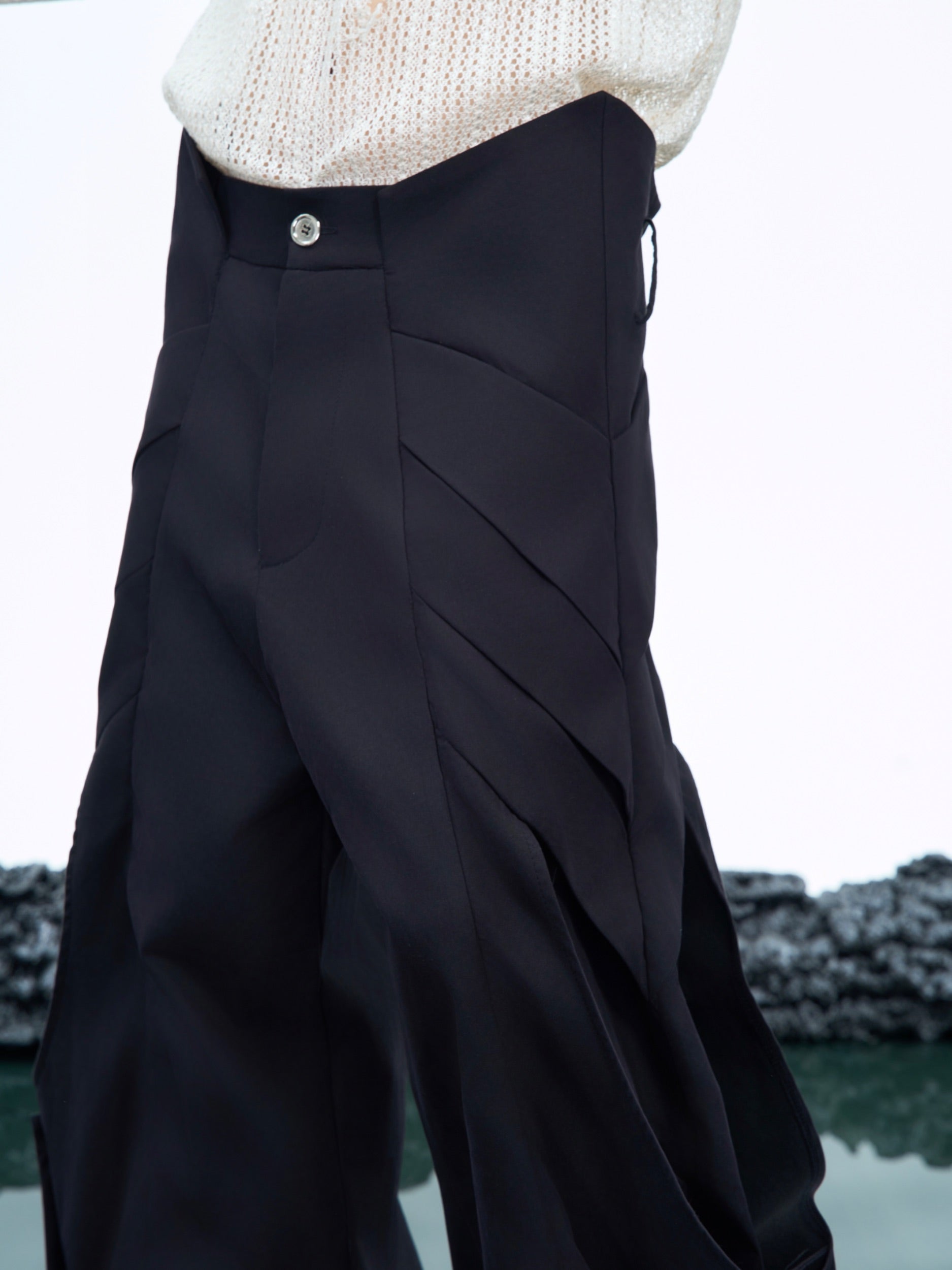 【24s Dec.】Shaped Niche Structure Pleated Loose Casual Pants ArtsKoreanMan