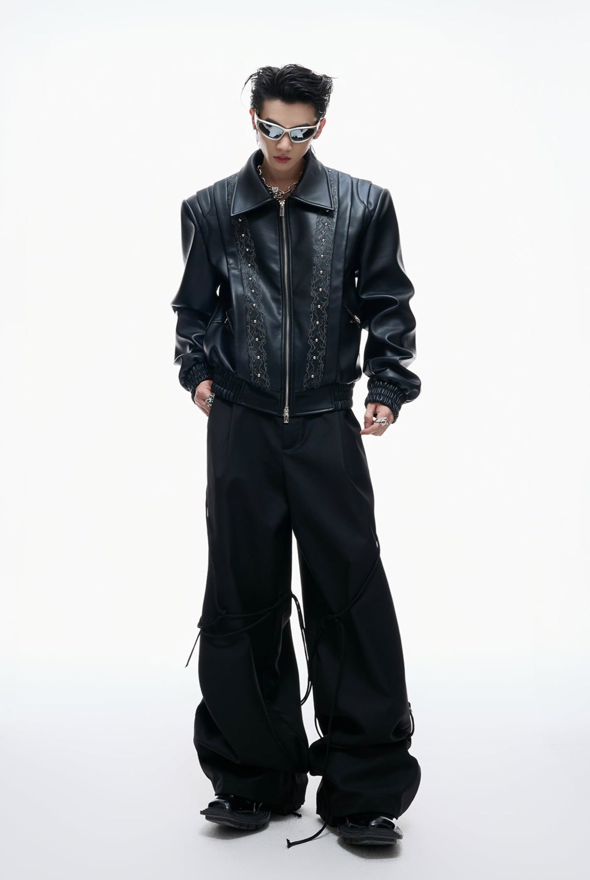 【25s Aug.】Embroidered Cropped Leather Jacket