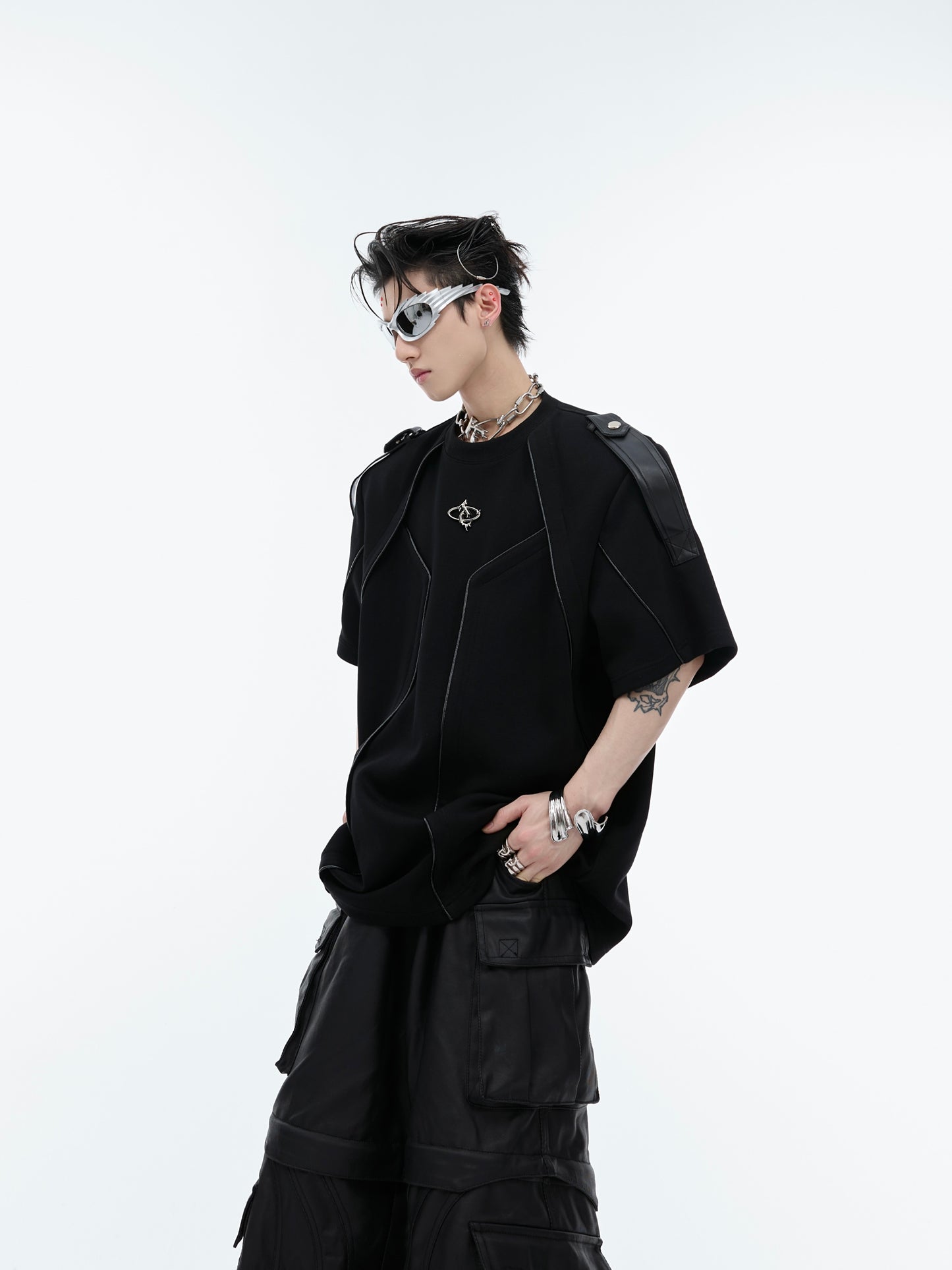 【24s Jun.】Deconstructed 3D Design Spliced Shoulder Strap T-shirt ArtsKoreanMan