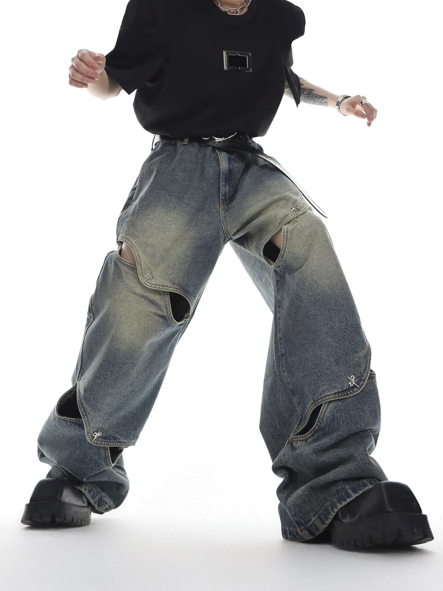 【23s May.】 Trendy Cutout Jeans ArtsKoreanMan