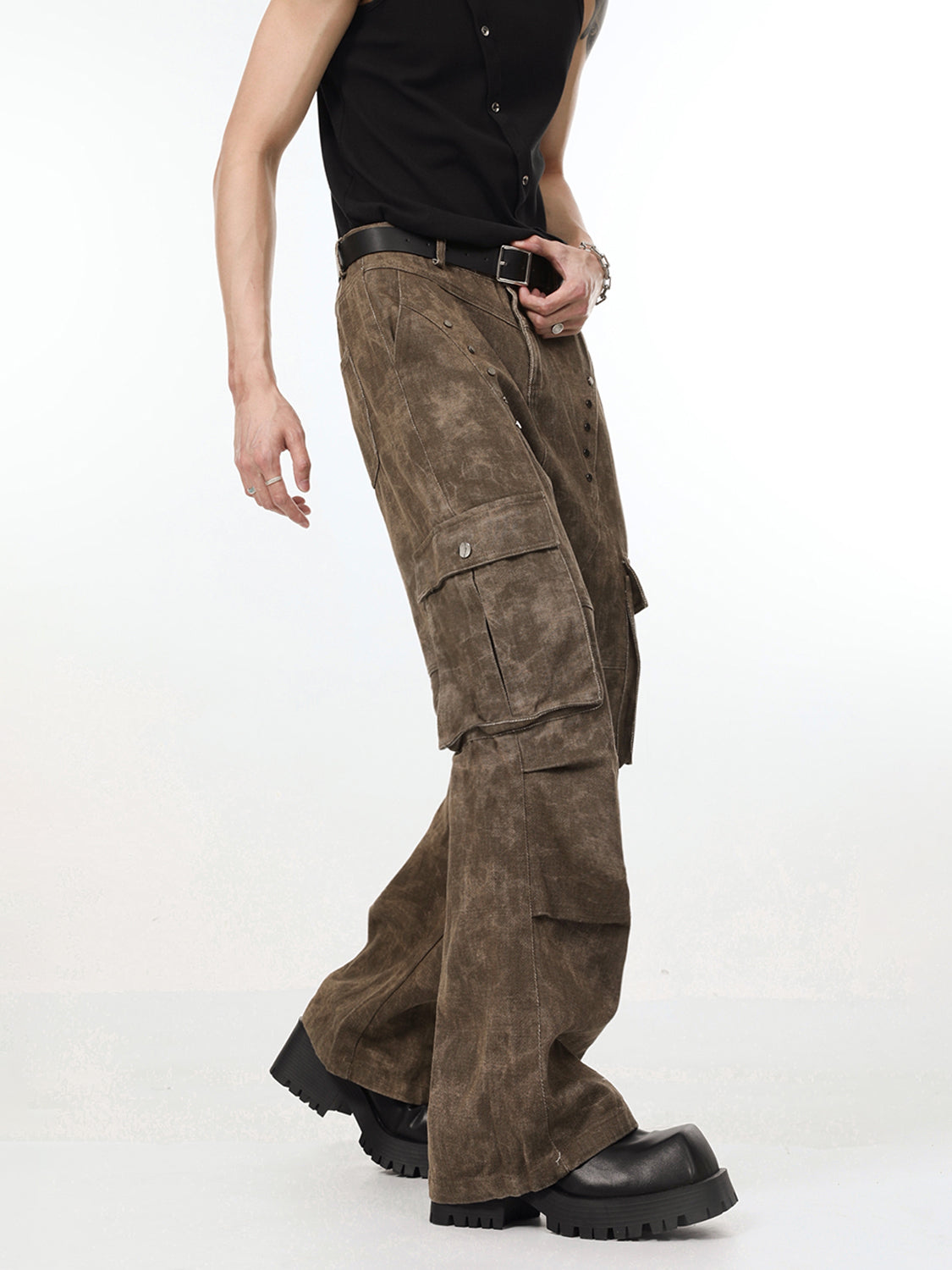 【24s Nov.】Pleated Rivet Vibe Pocket Cargo Jeans ArtsKoreanMan