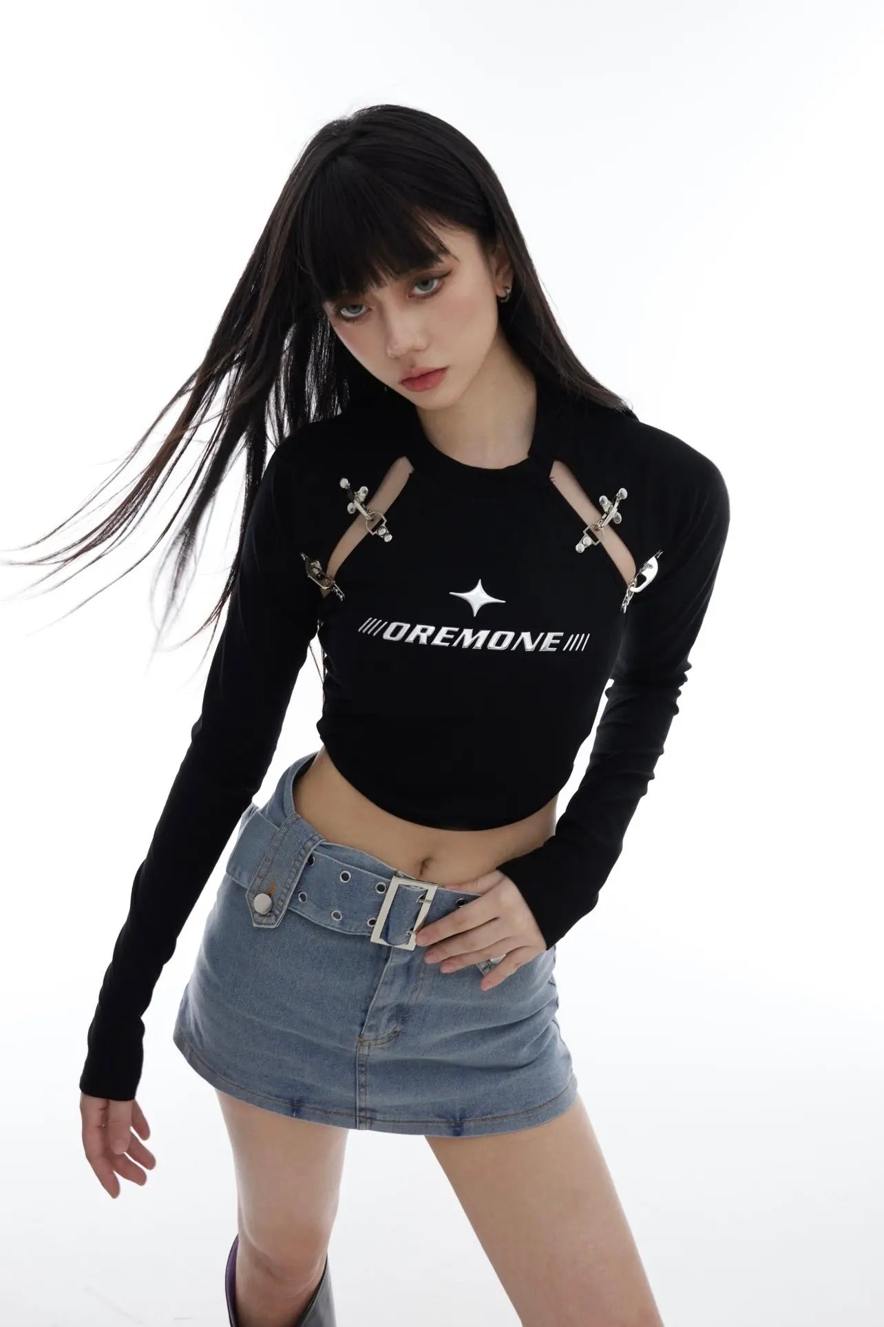 【23s August.】Airplane Buckle Hollow Tops ArtsKoreanMan
