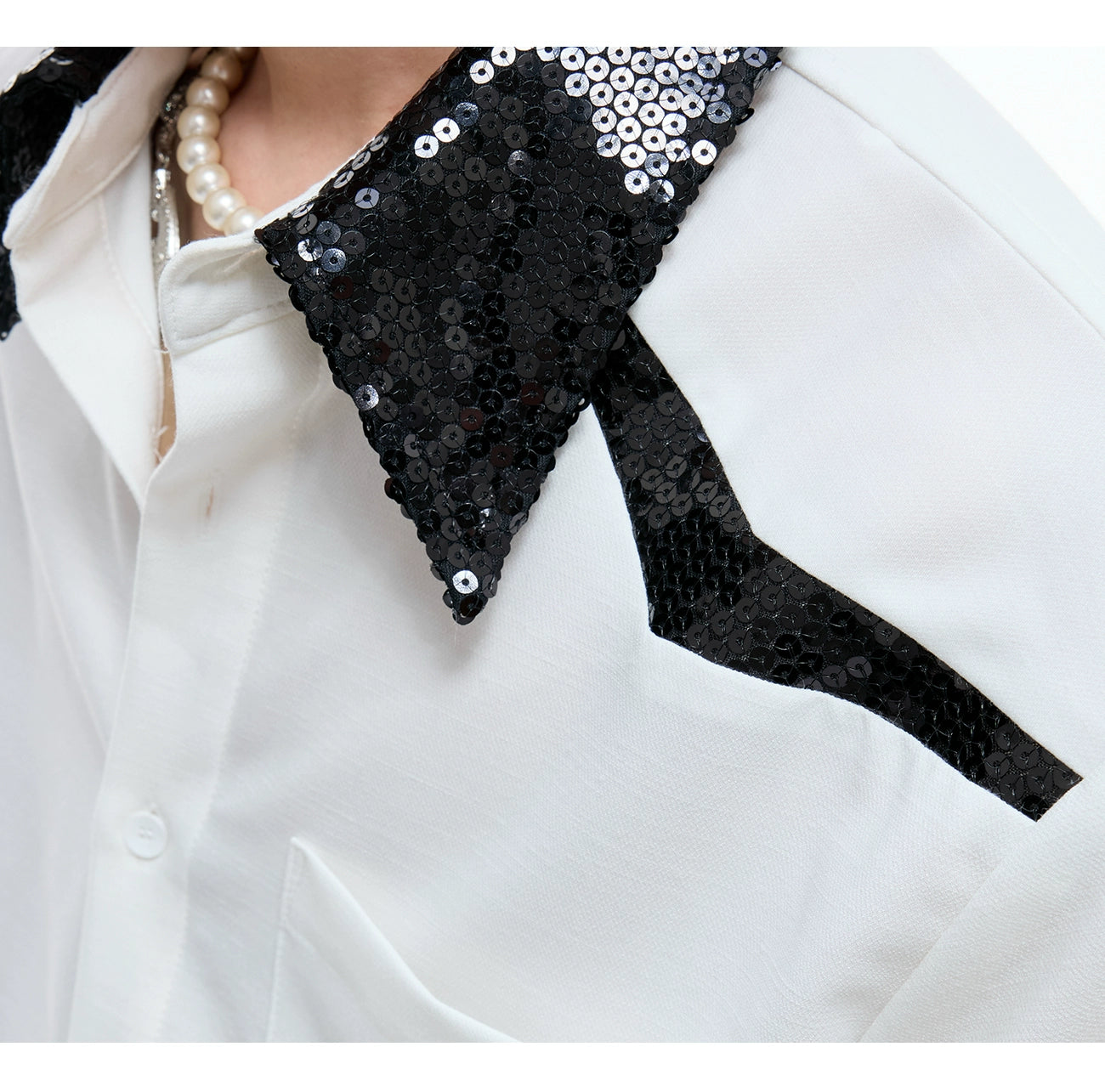 【25s Aug.】Sequined Contrast Lapel Shirt