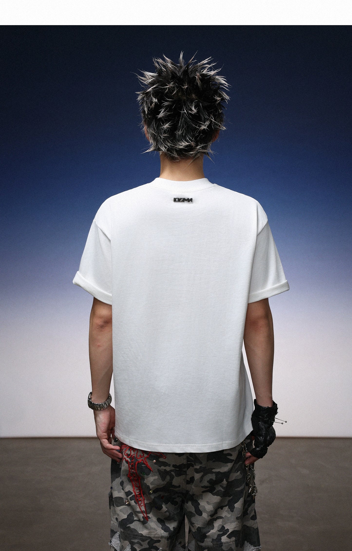 【25s Jul.】Loose Chain Graphic Print Cotton Tee