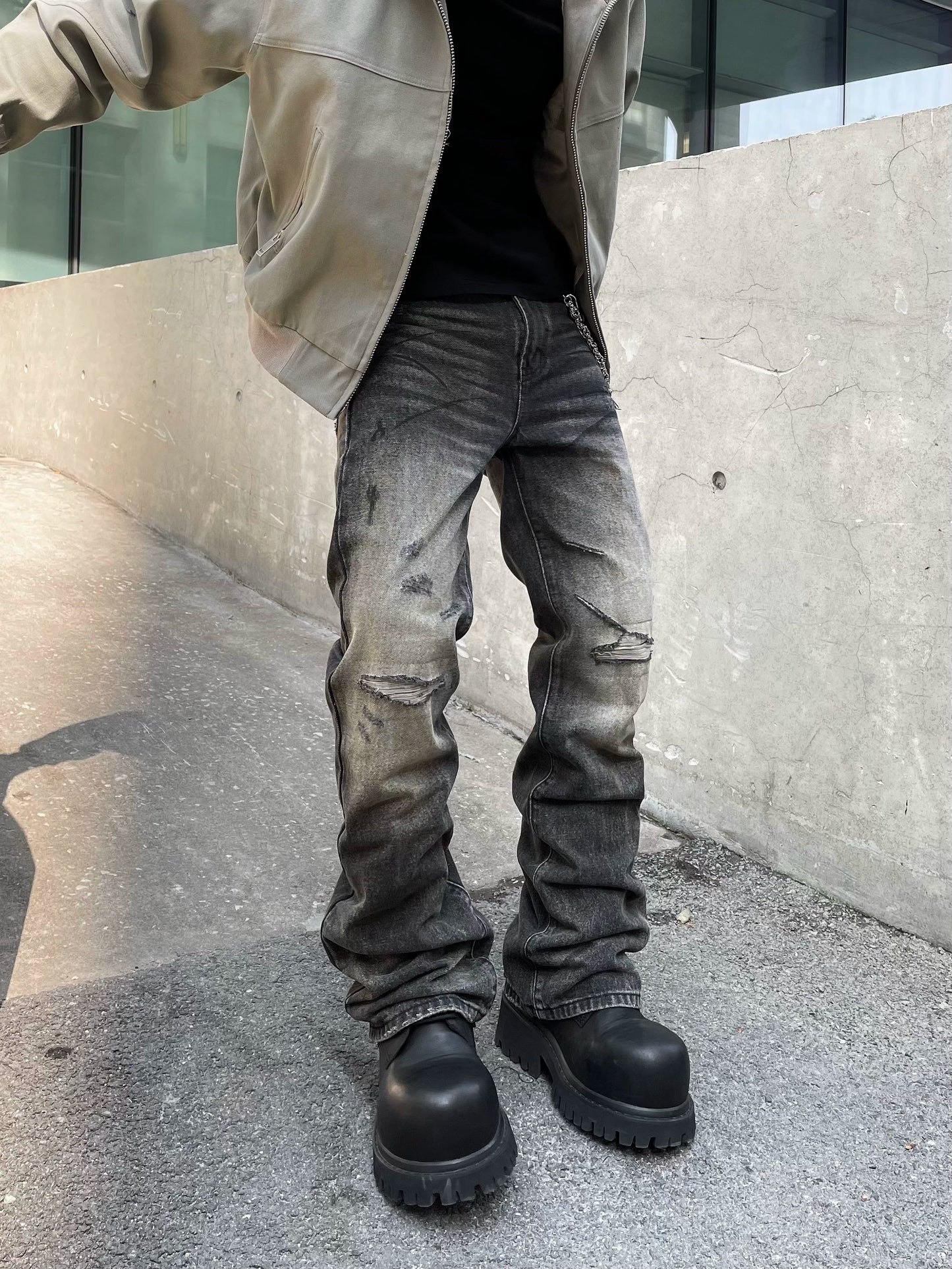 【25s May.】Street Style Distressed Straight-Leg Jeans