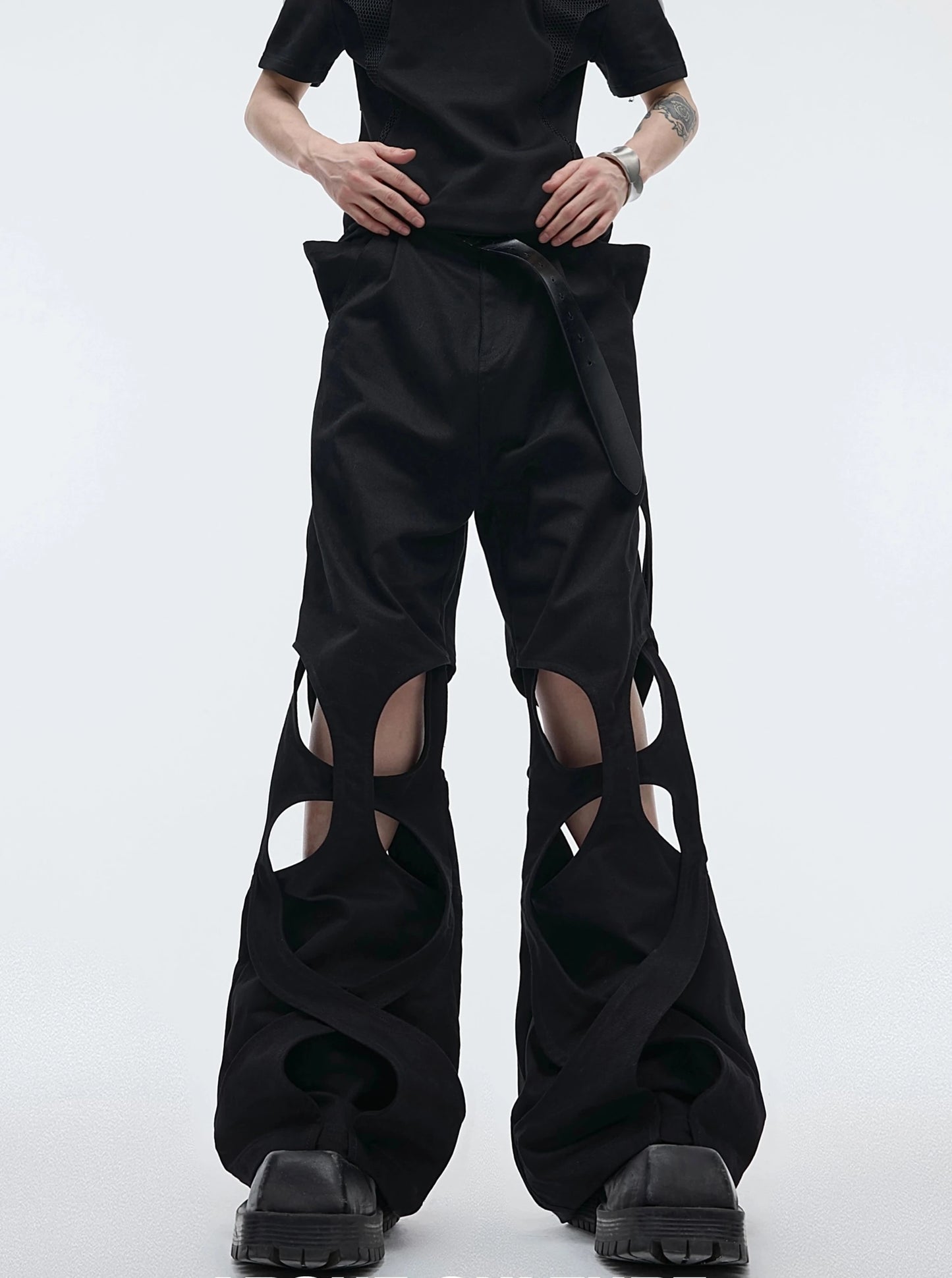 【24s April.】Trend Pioneer Hollow Wrap Casual Pants ArtsKoreanMan