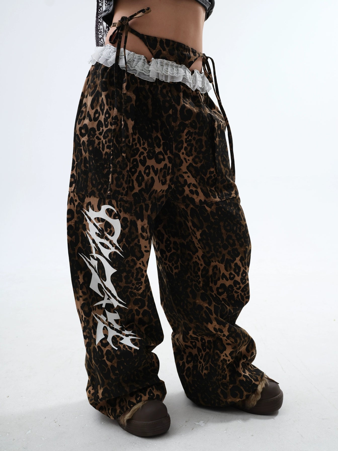 【25s Jul.】Fake Two-piece Lace Ruffled Patchwork Pants
