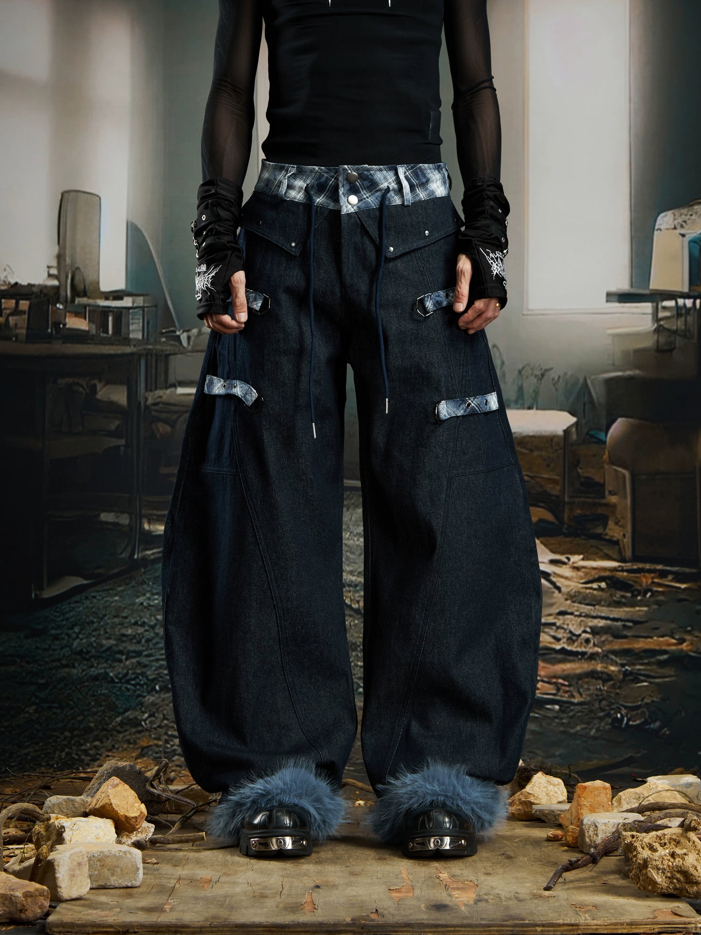 【25s Nov.】Removable Frayed Hem Jeans