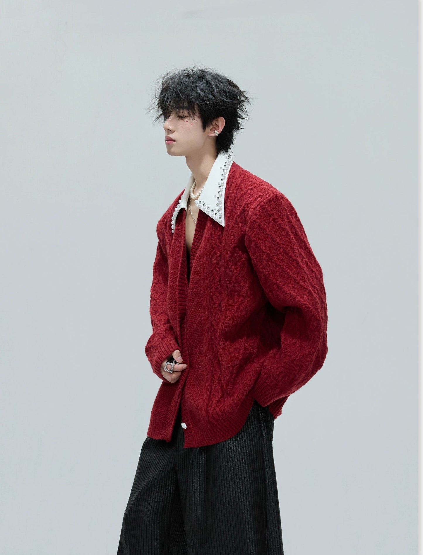 【25s Nov.】Elegant and Luxurious Vintage Handmade Pearl Sweater