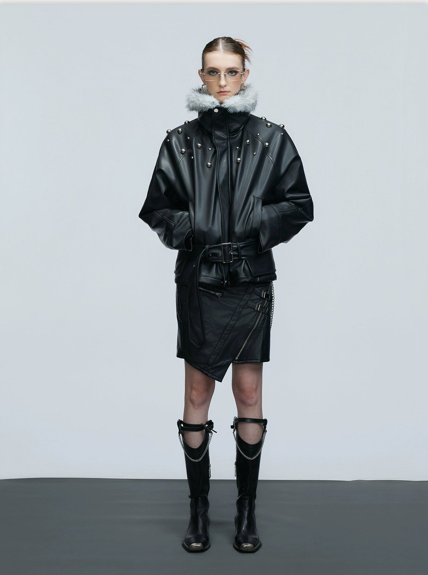 【25s Nov.】Riveted Faux Wolf Fur Collar Thickened Cotton Coat