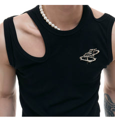 【25s Jun.】Cutout Fitted Tee with Metal Accents