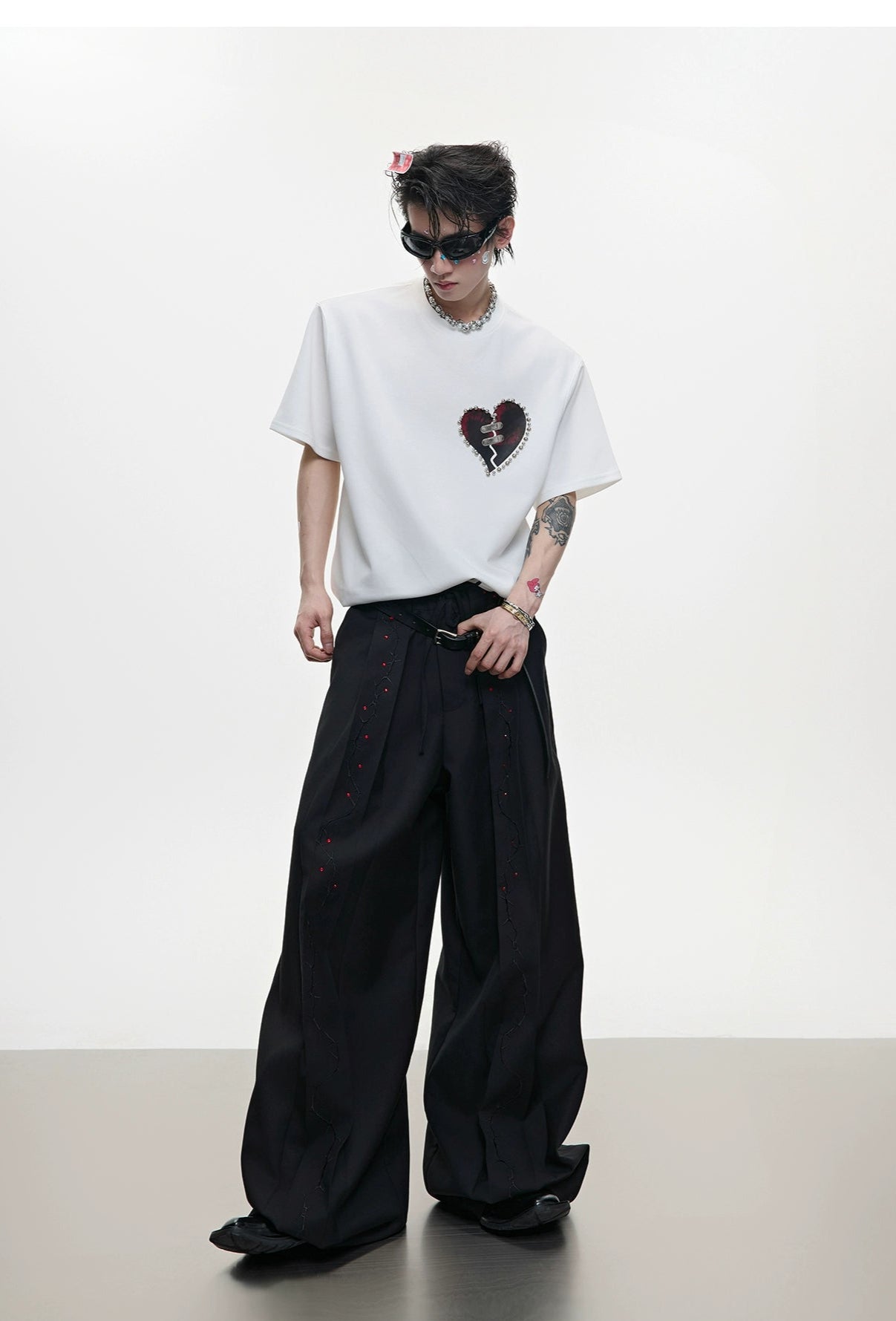 【25s Jul.】Metal Beads Heart Cracks Heavy T-shirt