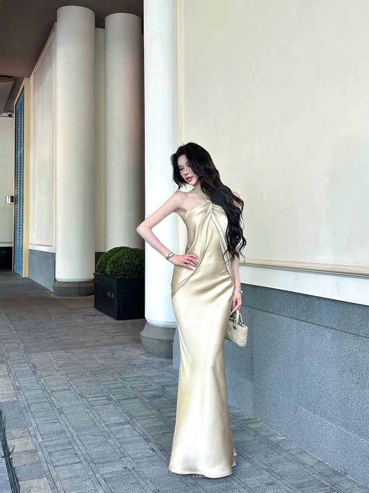 【25s Aug.】Sleeveless Off-Shoulder Halter Dress