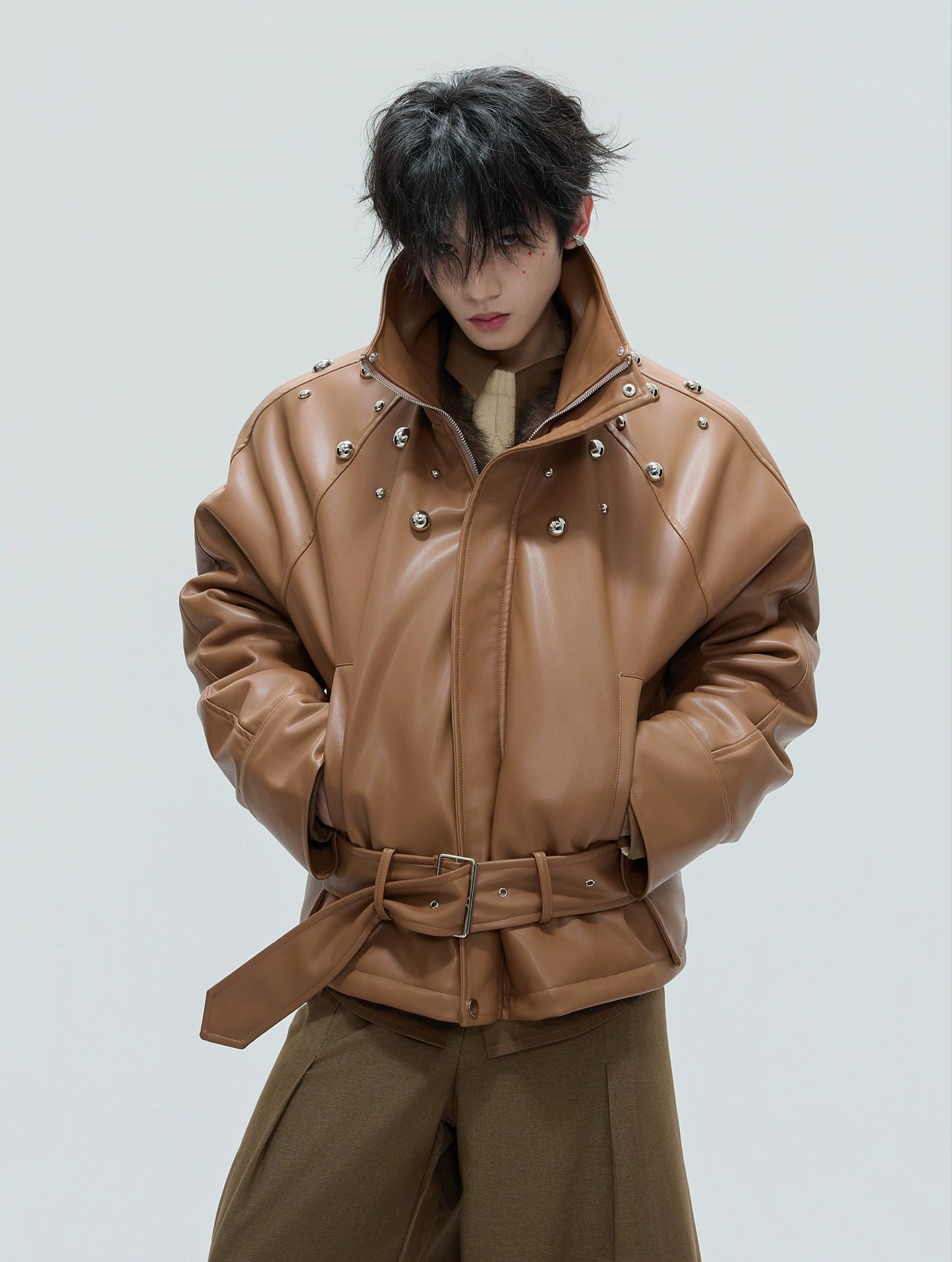 【25s Nov.】Riveted Faux Wolf Fur Collar Thickened Cotton Coat