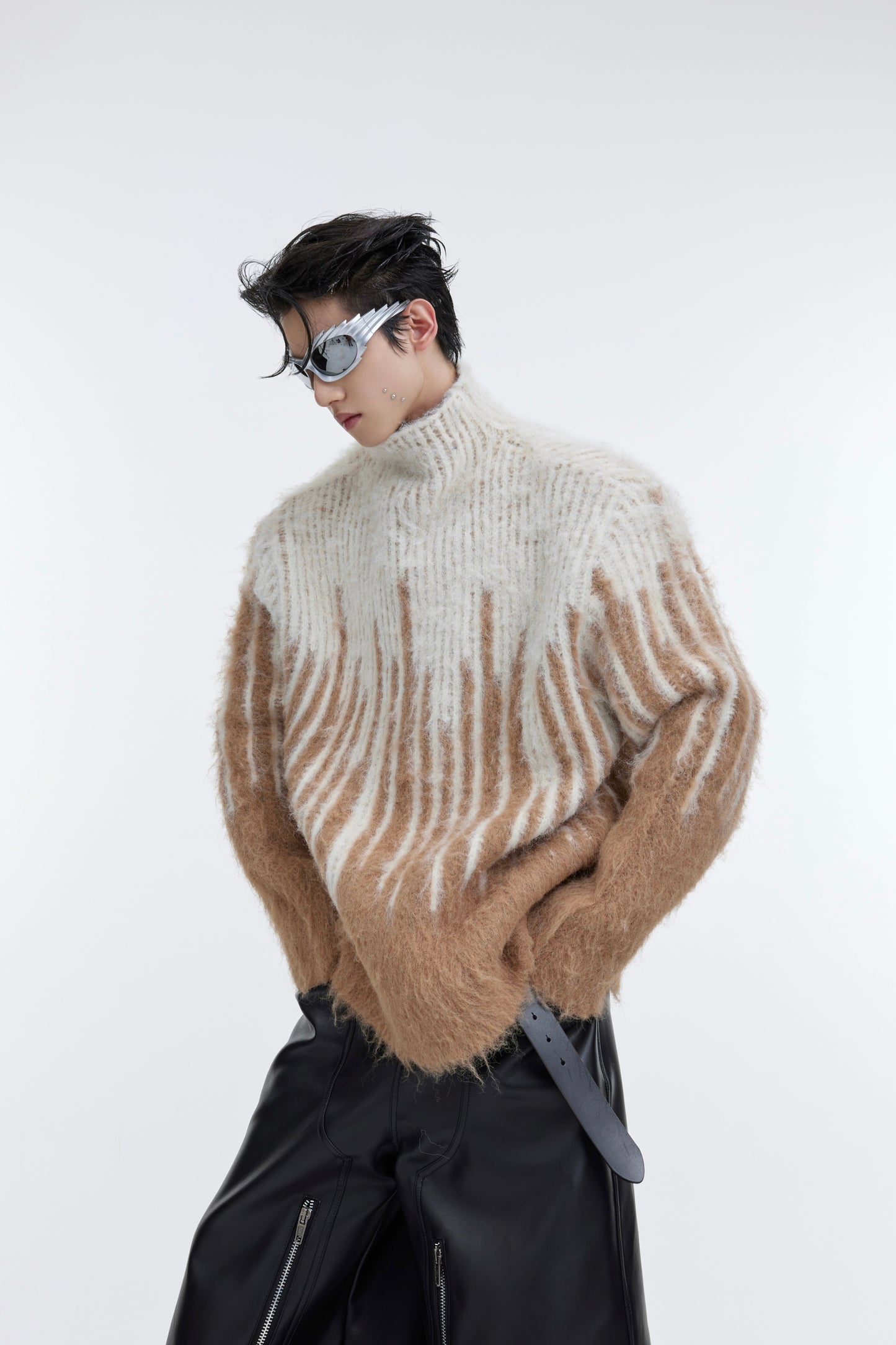 【23s October.】Contrasting Color Mohair Turtleneck Sweater ArtsKoreanMan