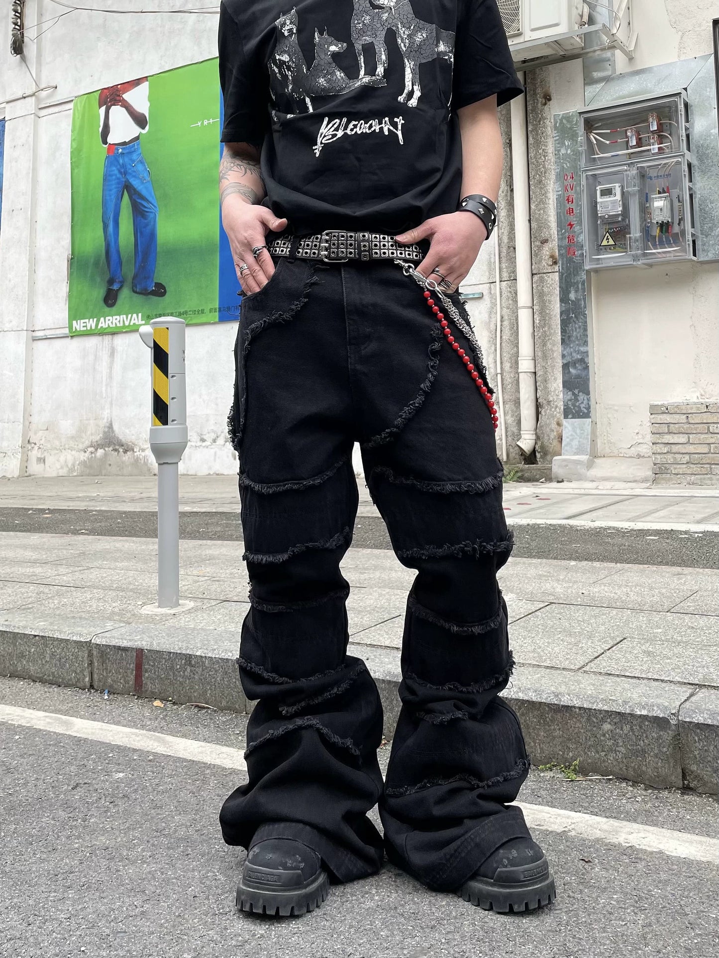 【25s Jun.】Distressed Frayed Patchwork Denim Jeans