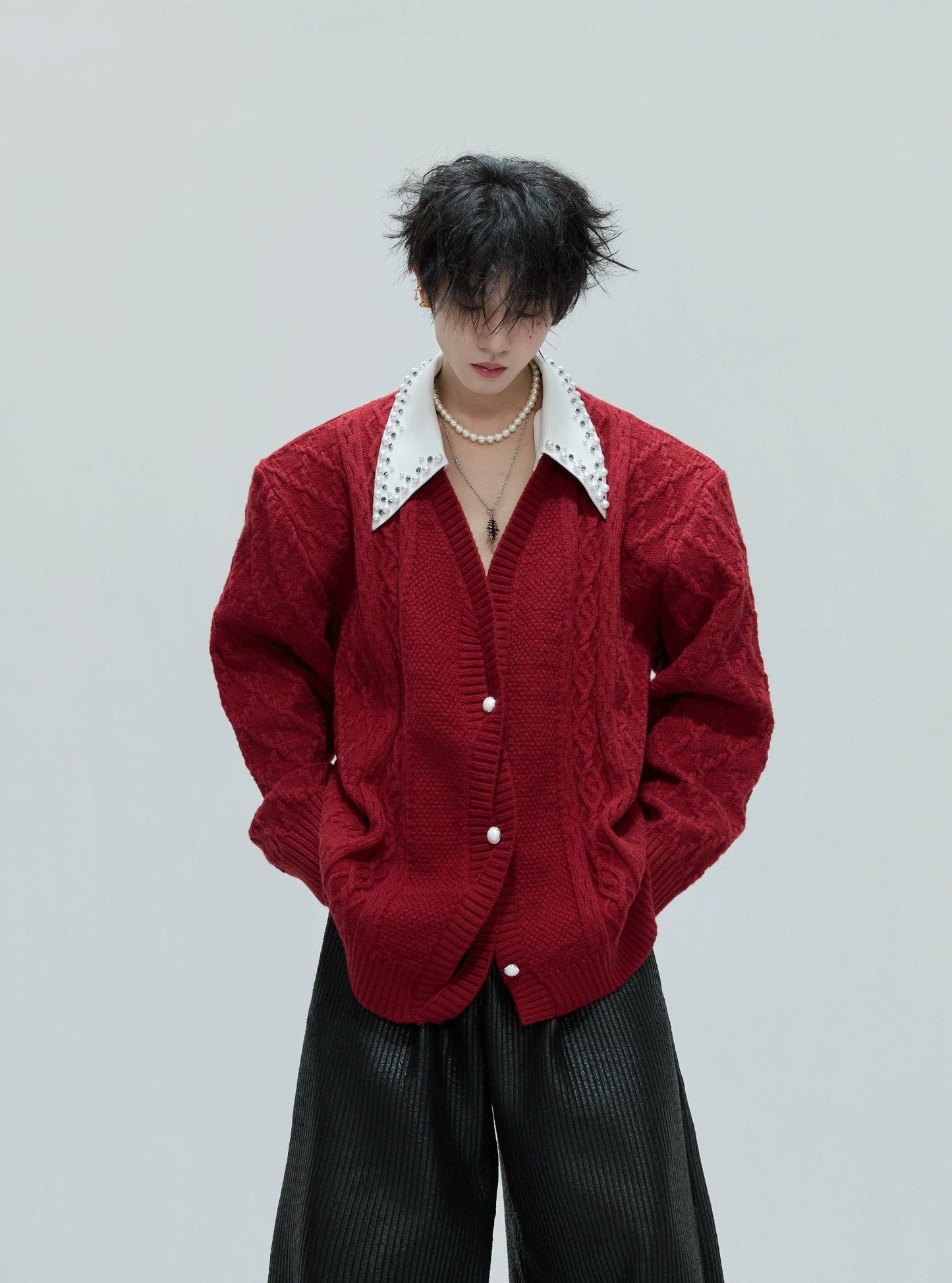 【25s Nov.】Elegant and Luxurious Vintage Handmade Pearl Sweater