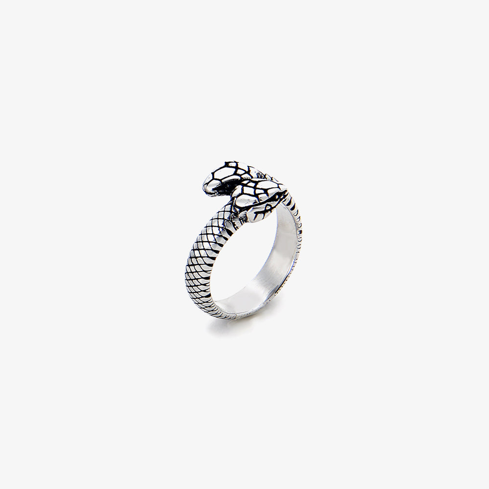 Dark Wind Snake Pattern Ring