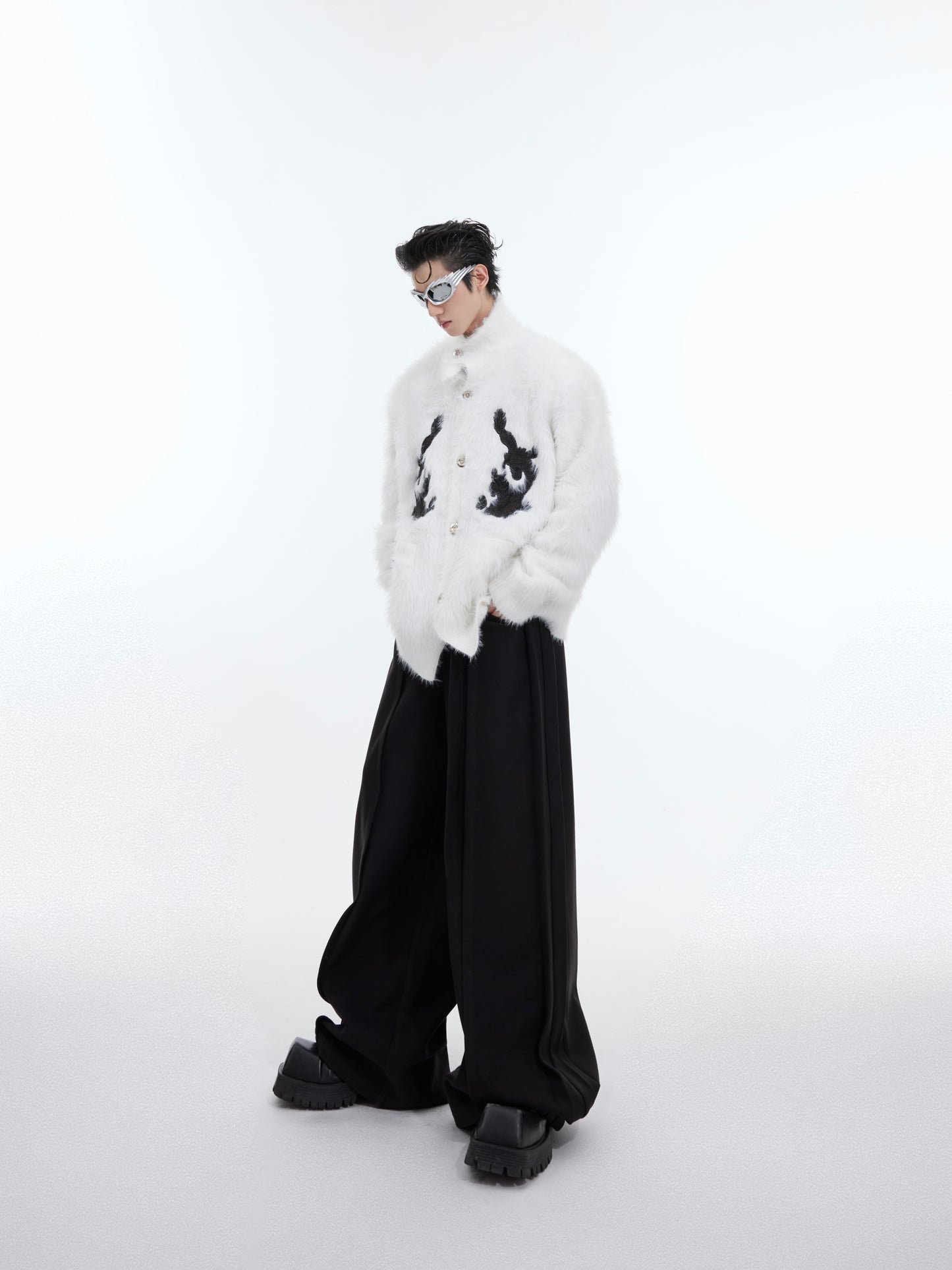 【24s February.】Faux Mink Dragon Pattern Knitted Sweater ArtsKoreanMan