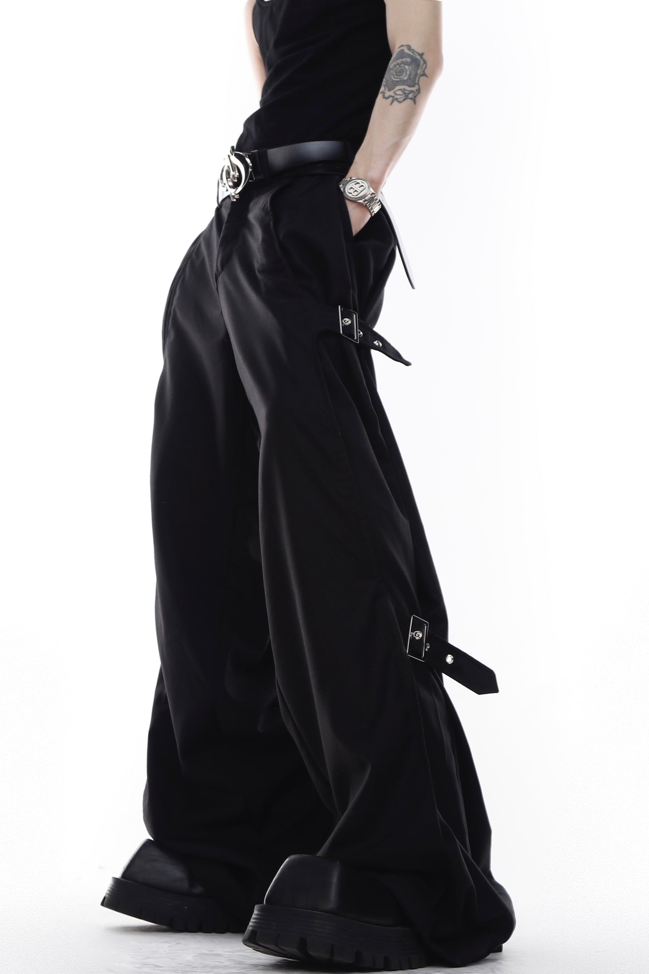 【24s April.】Adjustable Flared Trousers ArtsKoreanMan