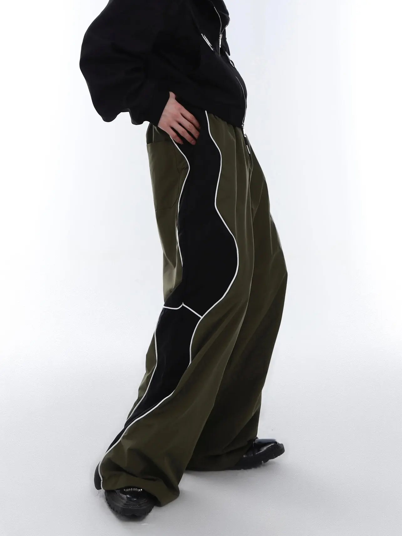 【23s Mar.】Reflective Sweatpants ArtsKoreanMan