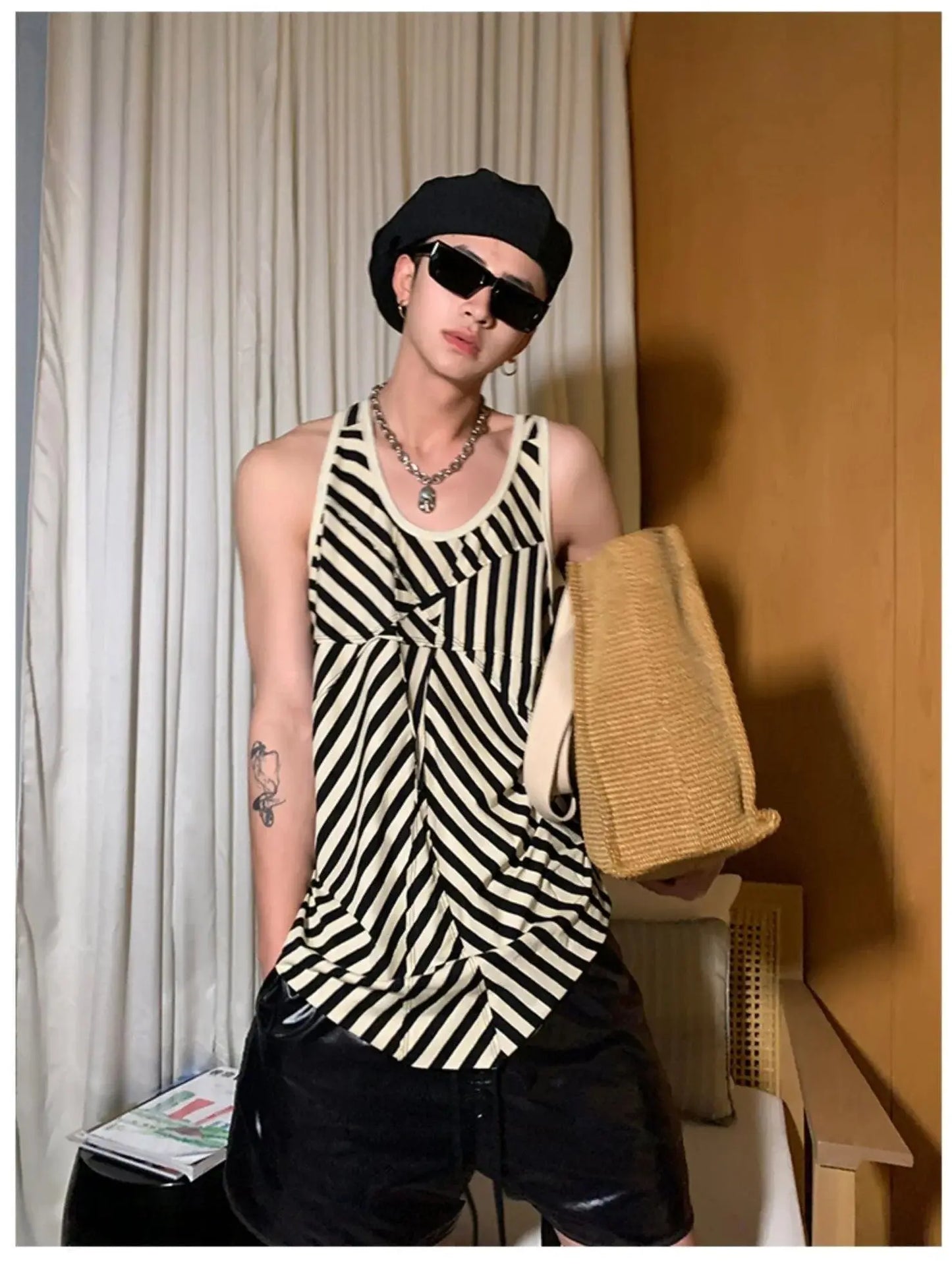Classic Black Beret ArtsKoreanMan