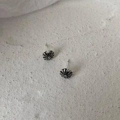 Flower Design Earrings ArtsKoreanMan