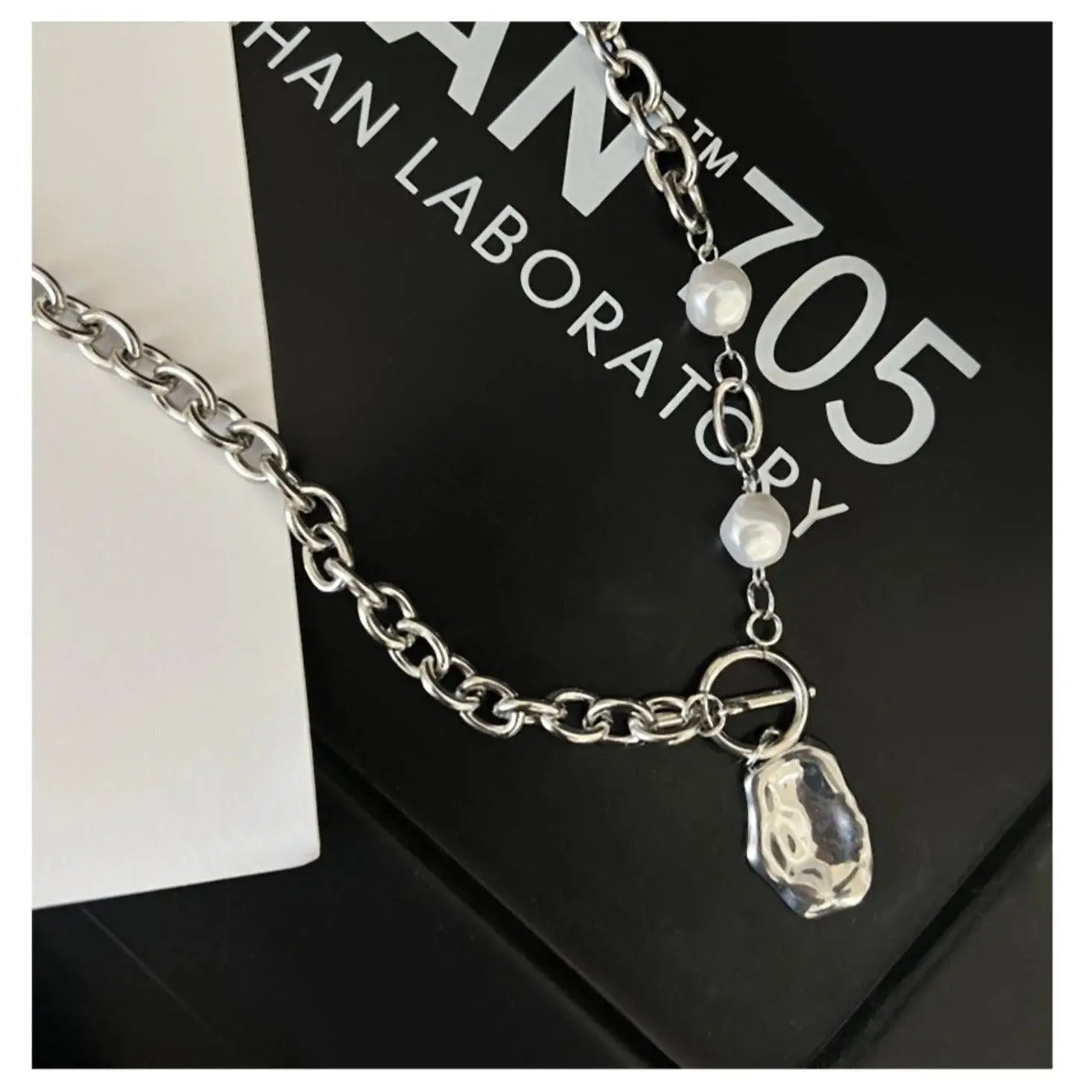 Irregular Pendant Necklace ArtsKoreanMan