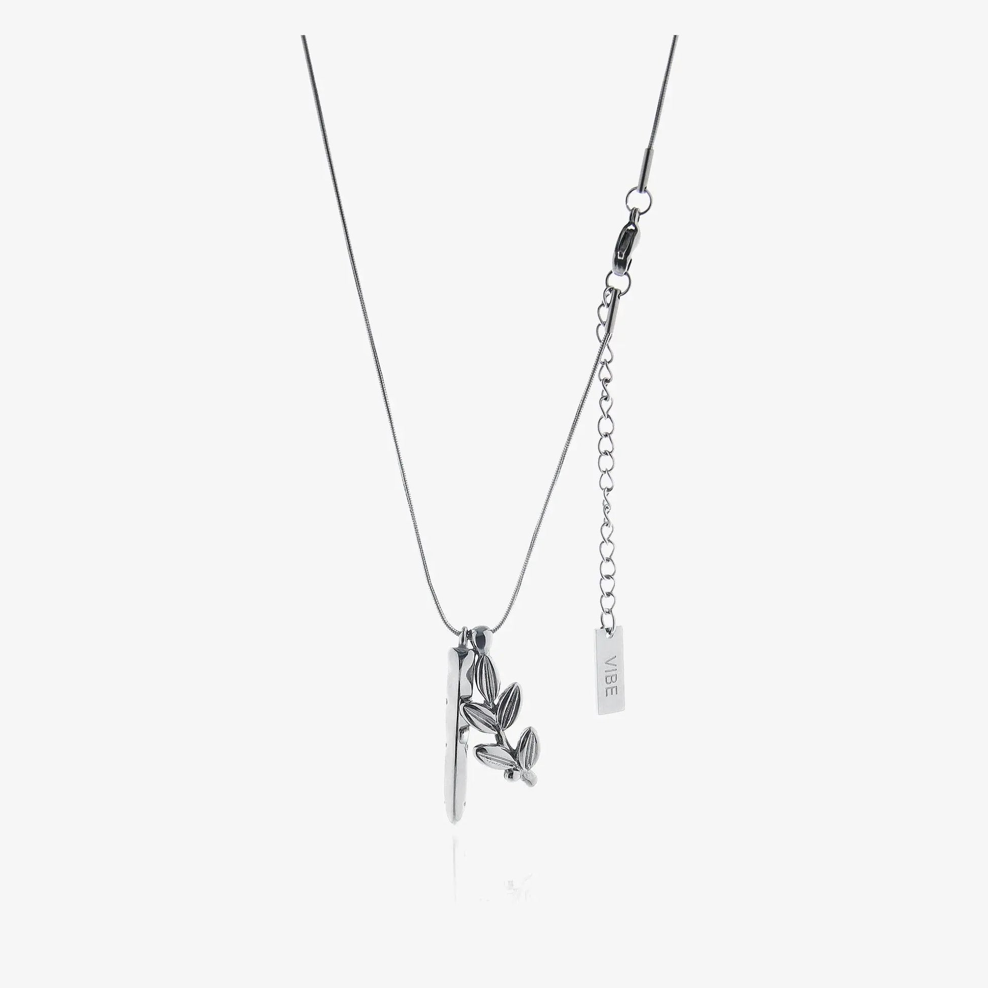 Leaf Pendant Necklace ArtsKoreanMan