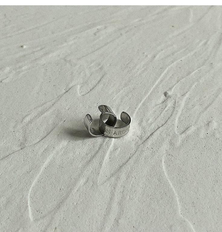 Letter Ear Clip ArtsKoreanMan