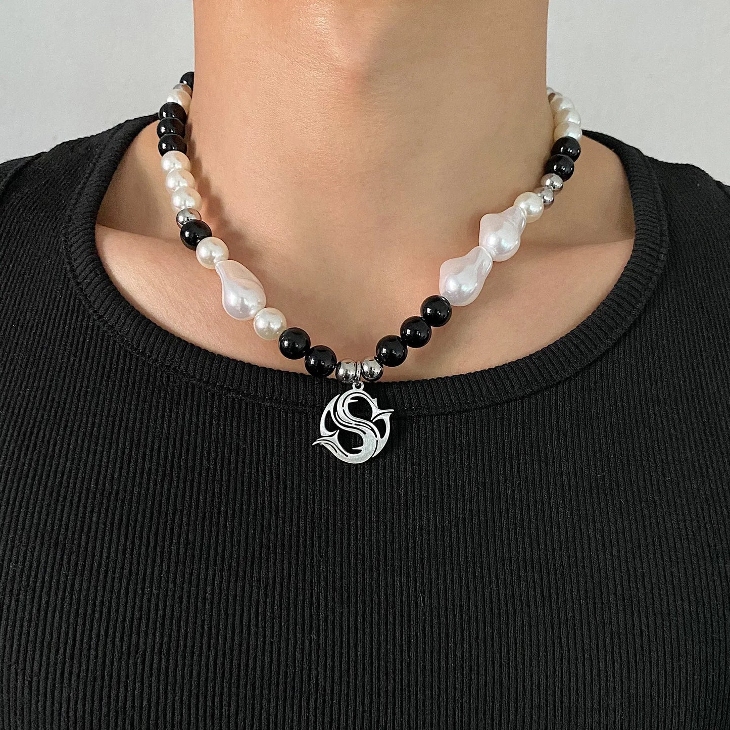 Pearl Stitching Necklace ArtsKoreanMan