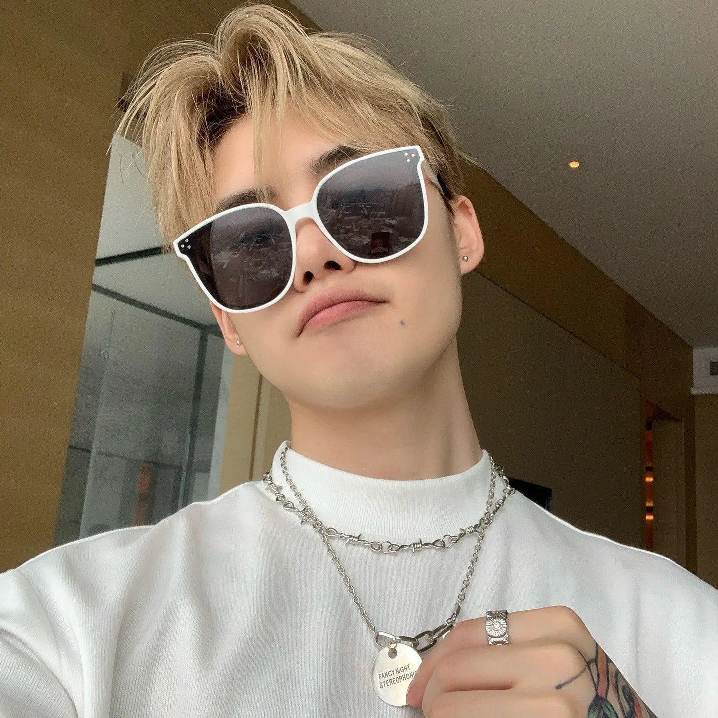 Pearl Stitching Clavicle Chain ArtsKoreanMan