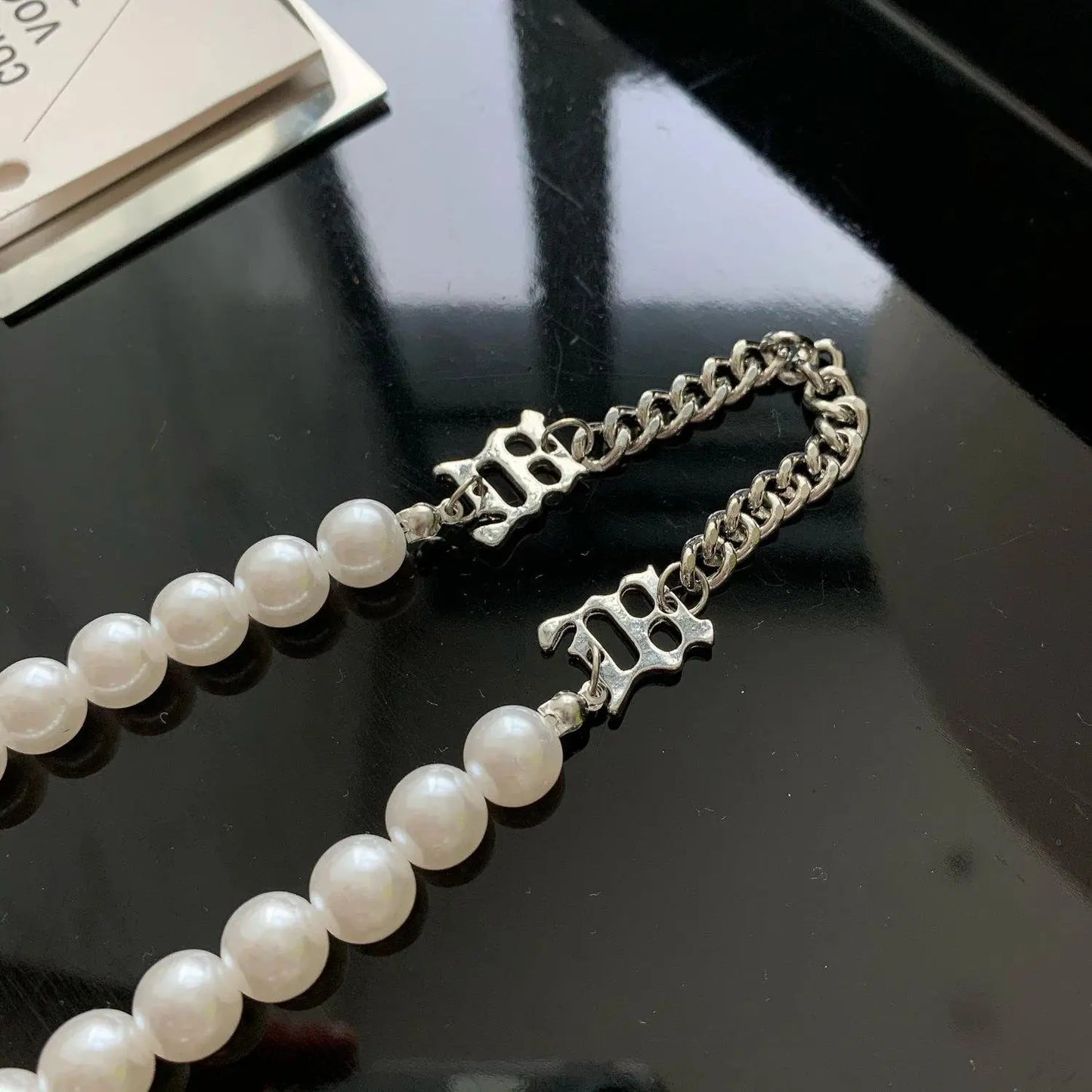 Pearl Stitching Clavicle Chain ArtsKoreanMan