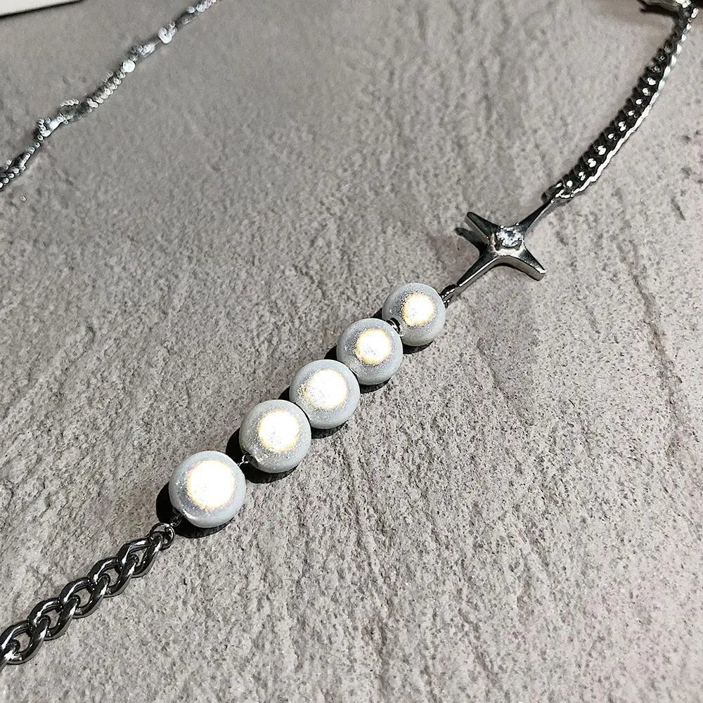 Reflective Pearl Necklace ArtsKoreanMan