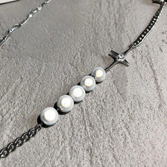 Reflective Pearl Necklace ArtsKoreanMan