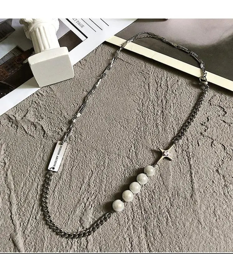 Reflective Pearl Necklace ArtsKoreanMan