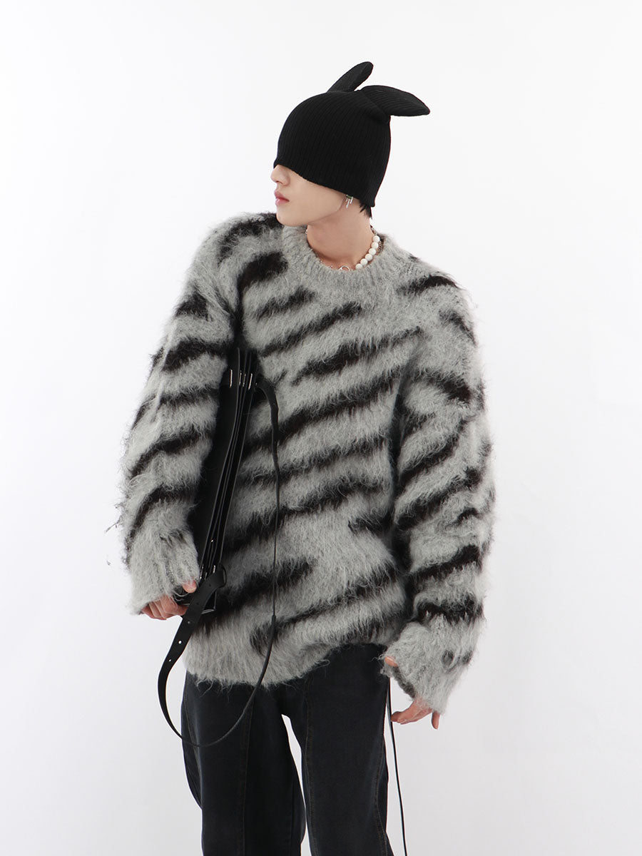 Irregular Contrast Color Crew Neck Sweater ArtsKoreanMan
