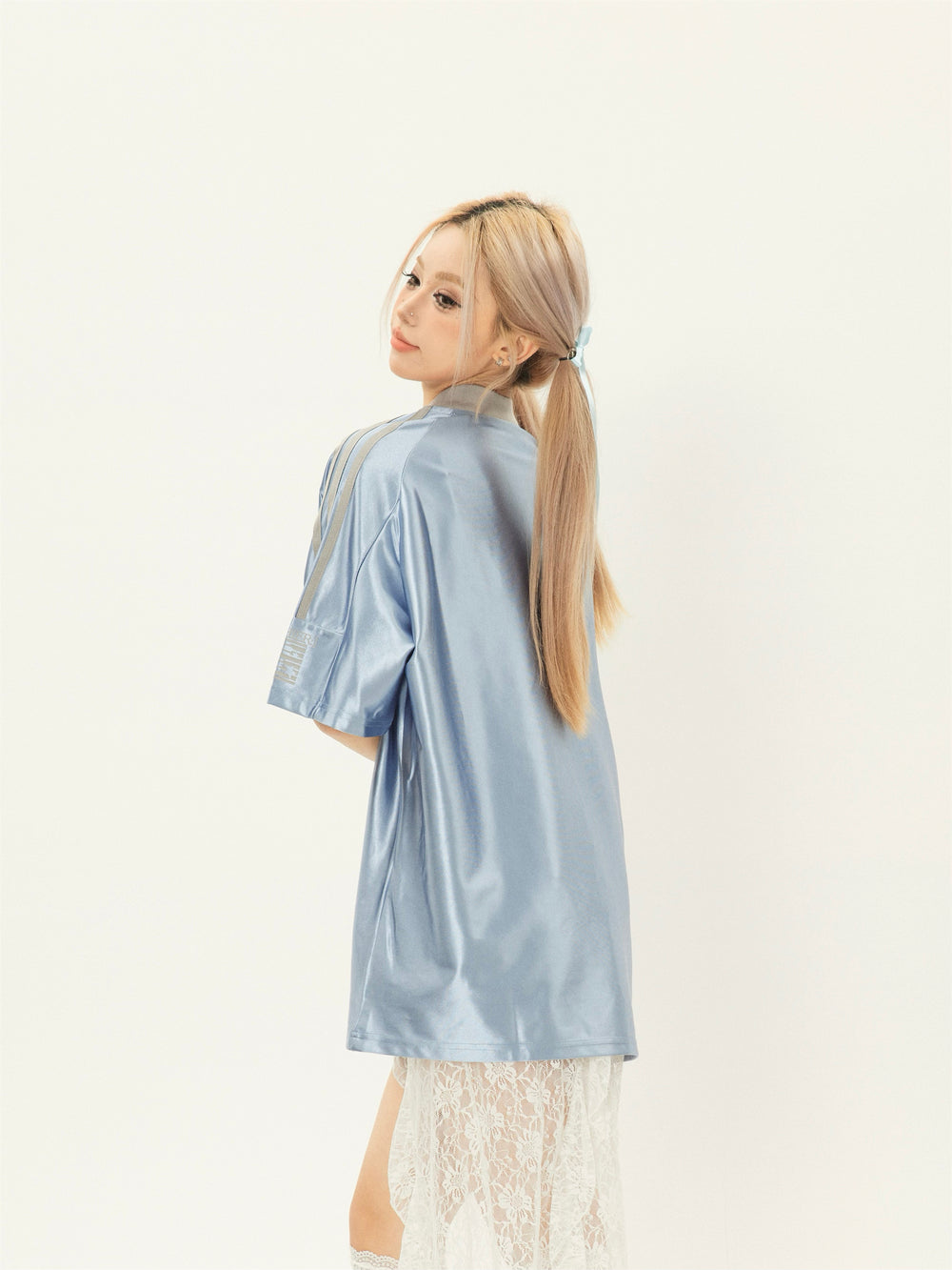 【24s July.】V-neck Vintage Satin Blue Football Jersey ArtsKoreanMan