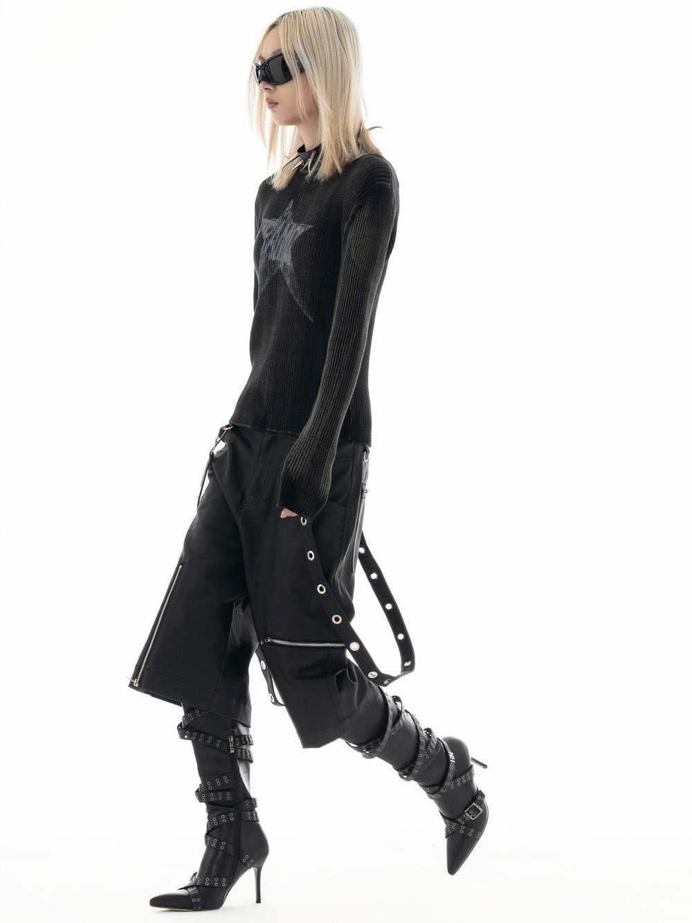 【23s December.】Washed Distressed Star Print Sweater ArtsKoreanMan