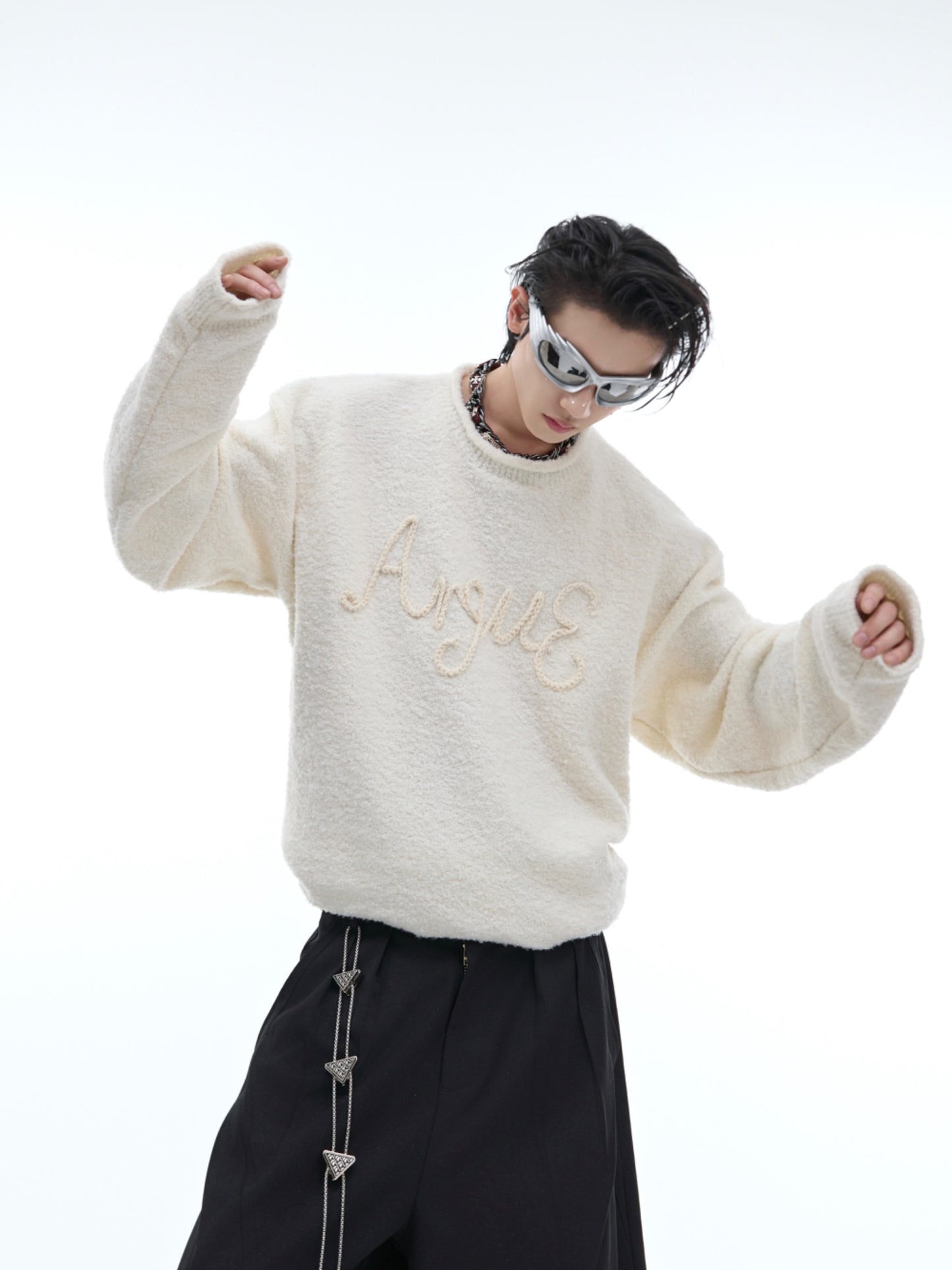 【24s Oct.】Plush 3D Embroidered Curled Hem Sweater ArtsKoreanMan