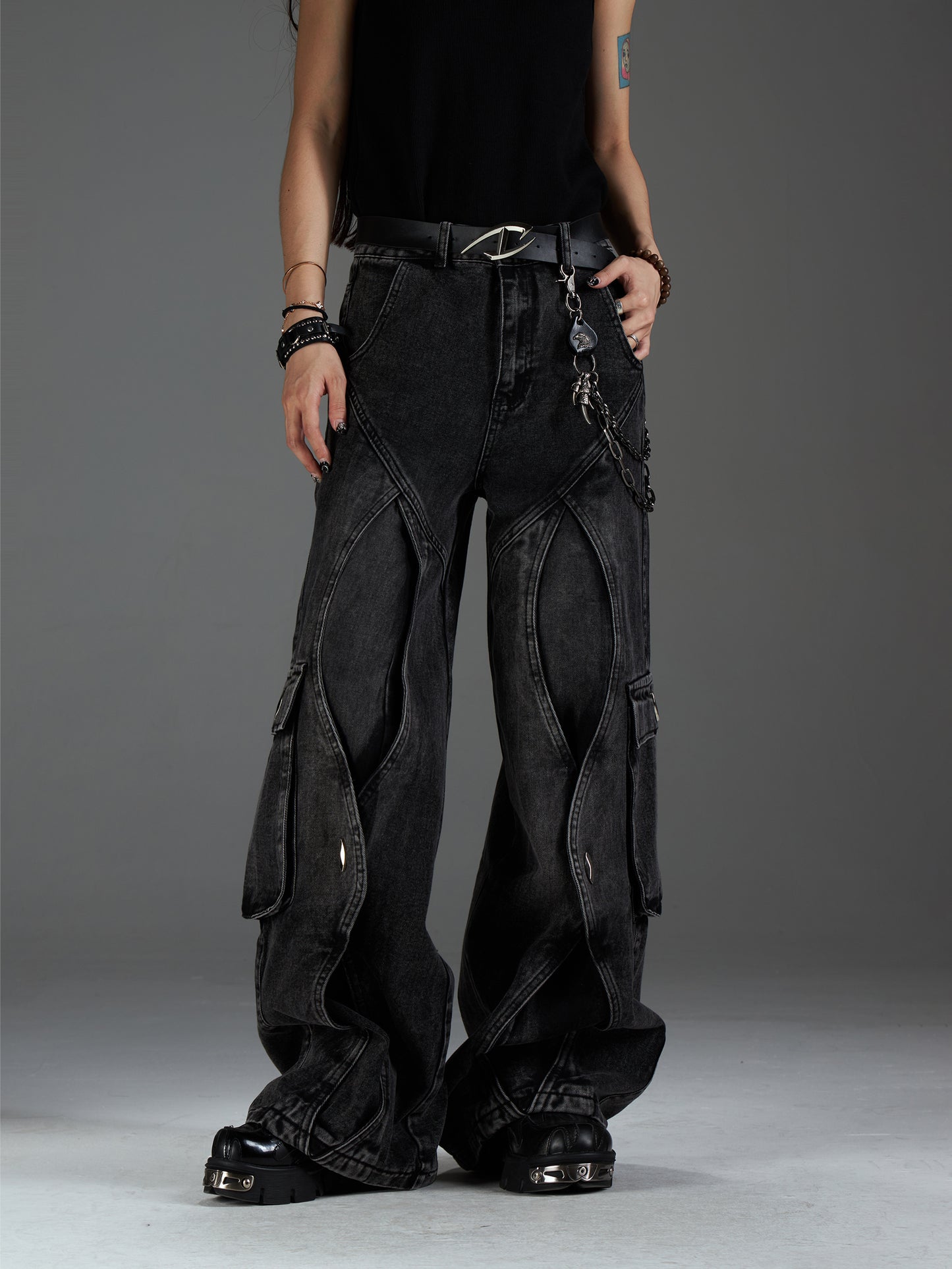 【24s Nov.】Washed Distressed Workwear Deconstructed Straight Jeans