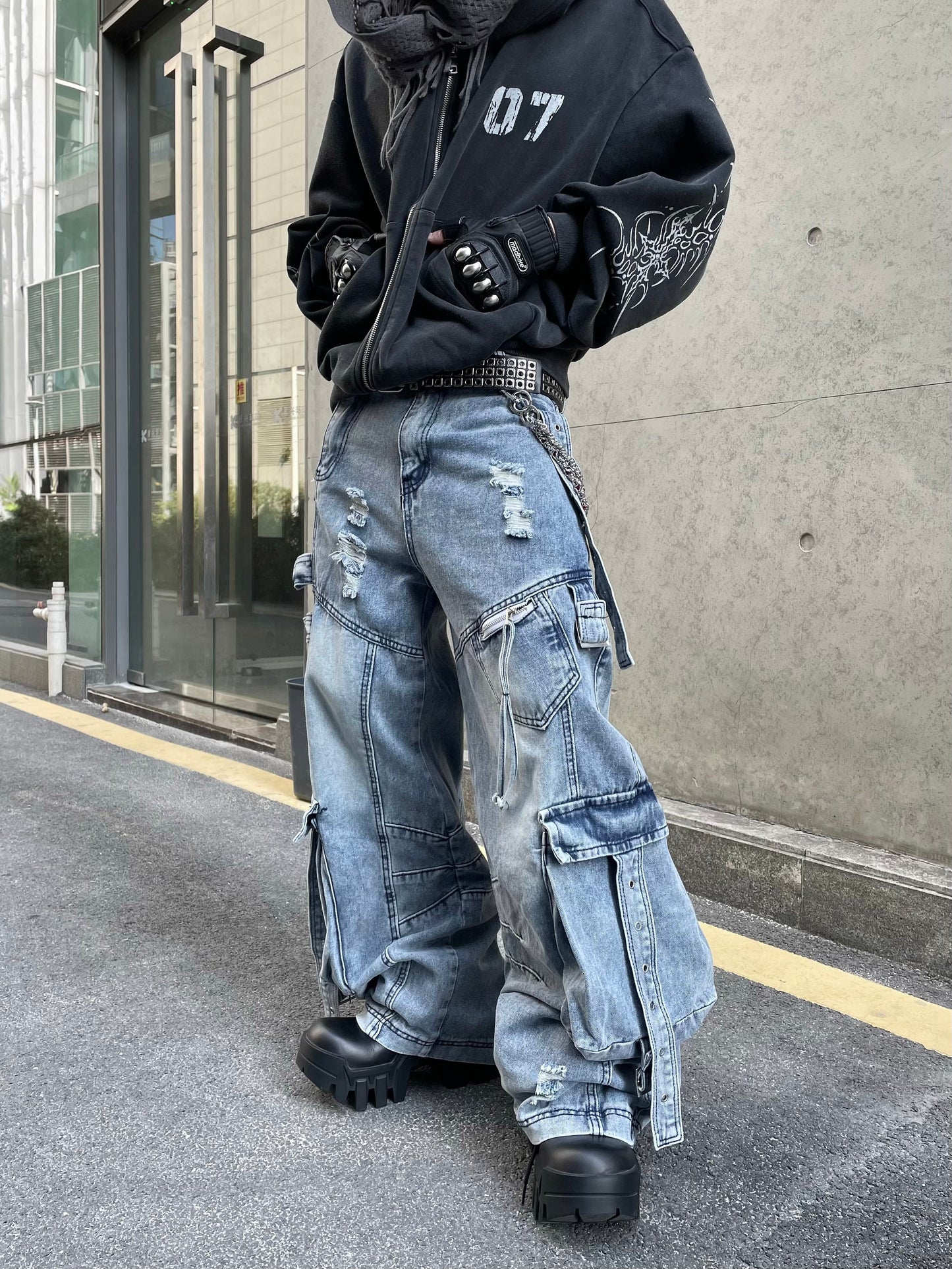 【25s Mar.】Multi-pocket Ripped Ribbon Straight Jeans