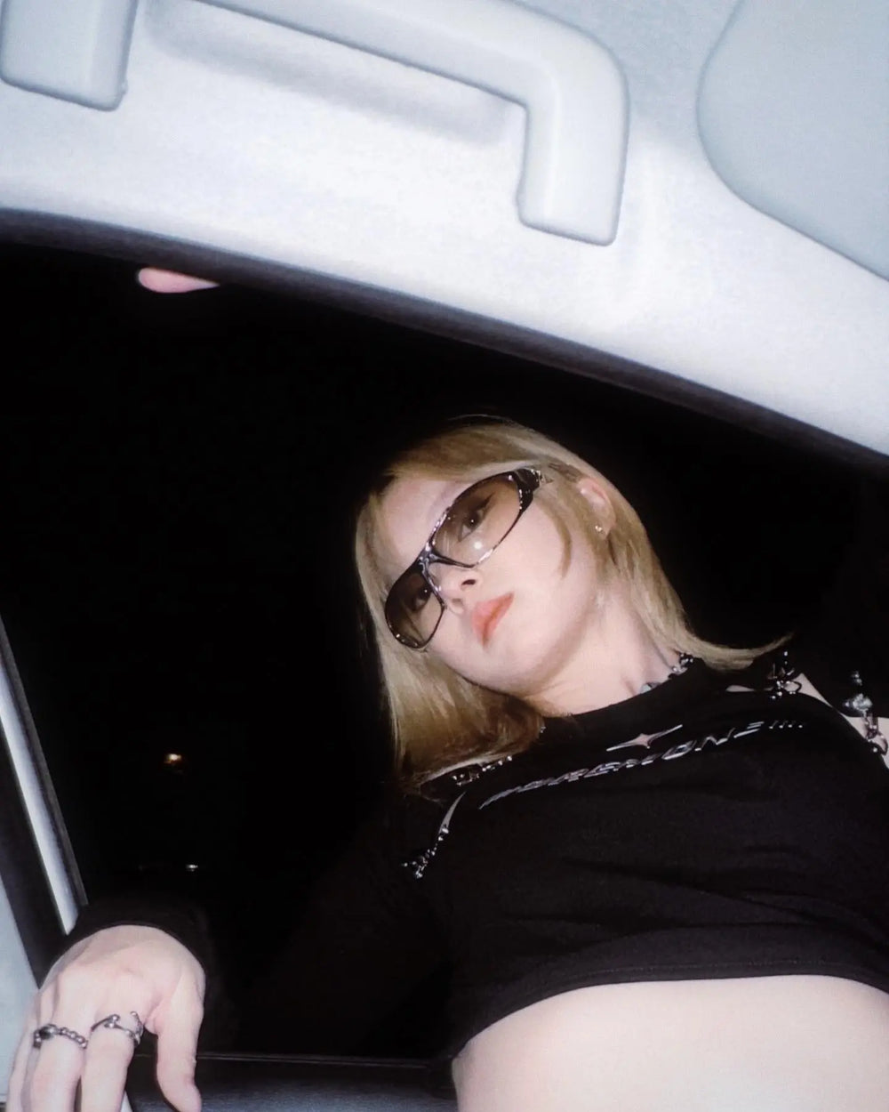 【23s August.】Airplane Buckle Hollow Tops ArtsKoreanMan