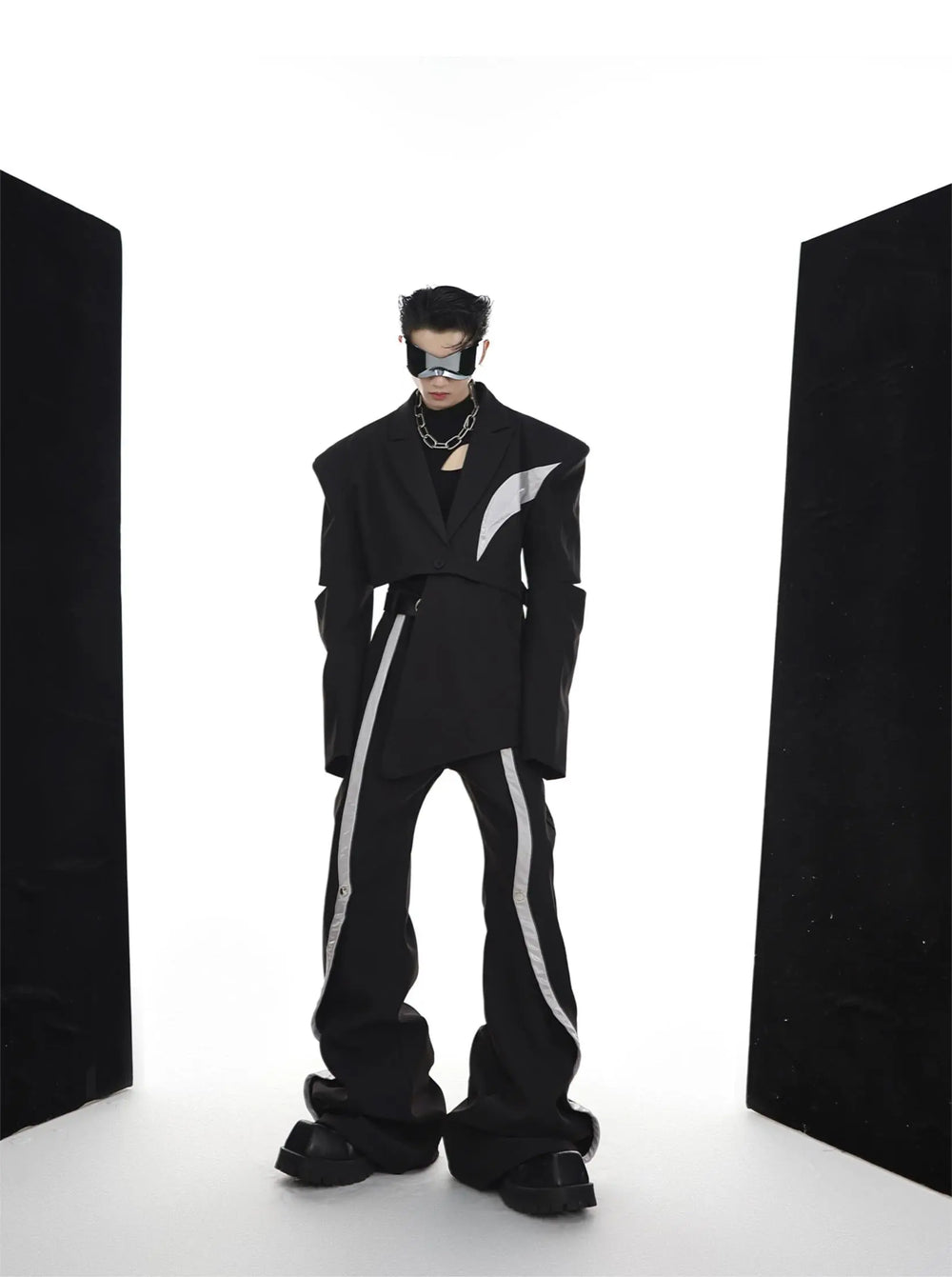 【23s May.】Vertical Line Trousers ArtsKoreanMan