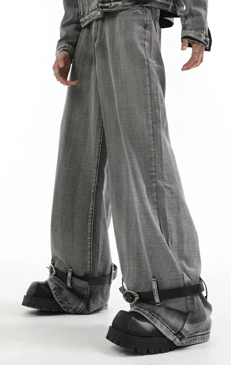 【24s Aug.】Heavy Distressed Belt-decorated Denim Suit ArtsKoreanMan